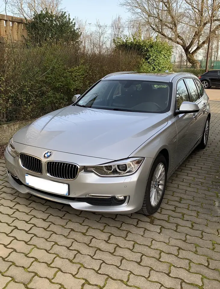 BMW 320