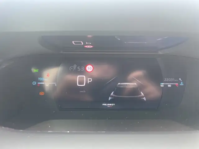Peugeot 2008 view 15