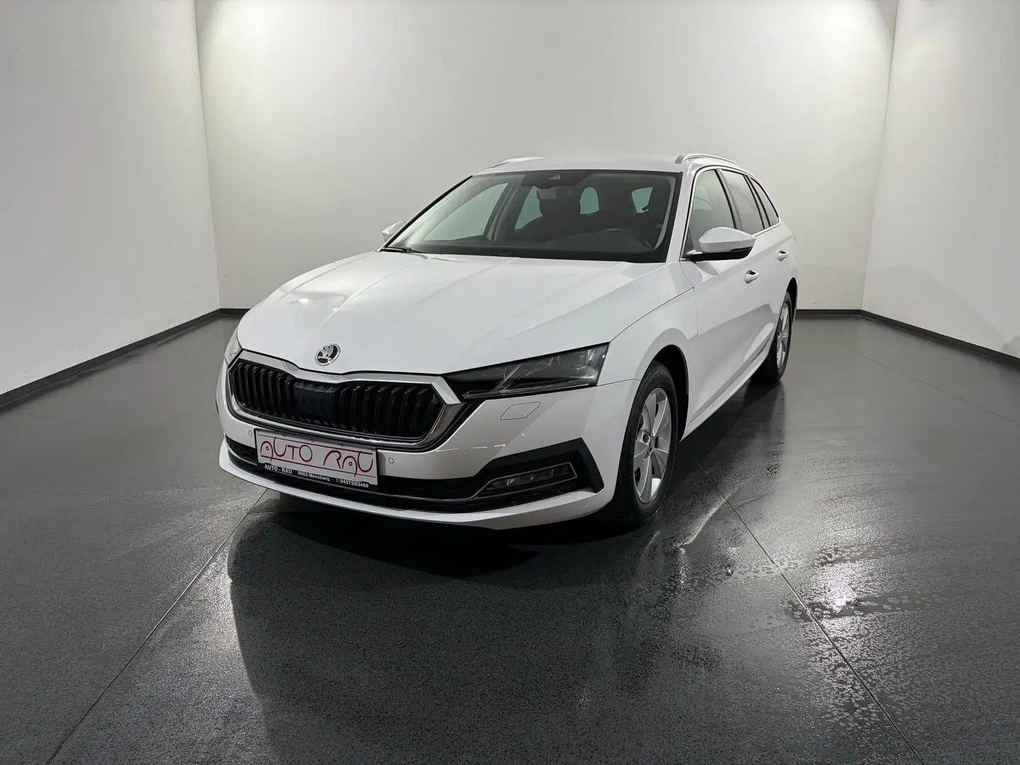 Skoda Octavia Combi 2.0 TDI Style *LED*ACC*NAVI*PDC* Weiß - 2