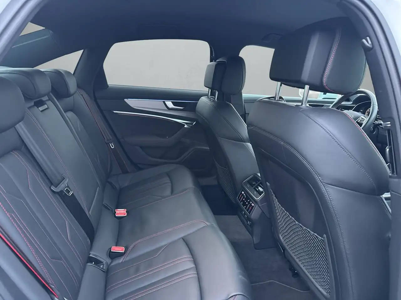 Audi A6 Lim. sport 55 TFSI e quattro S tronic ACC*AHK 13