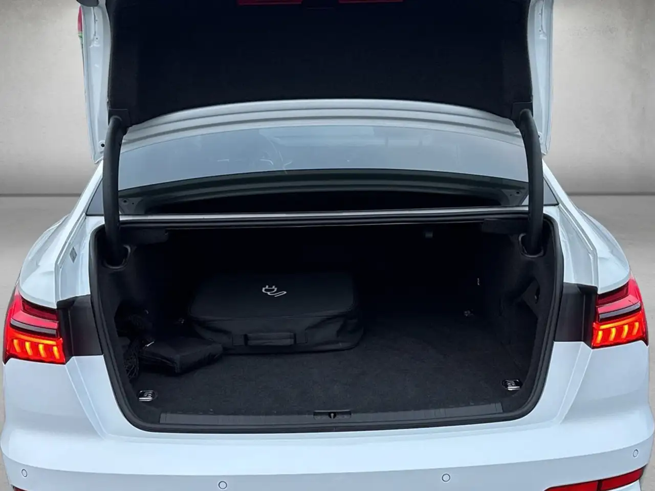 Audi A6 Lim. sport 55 TFSI e quattro S tronic ACC*AHK 6