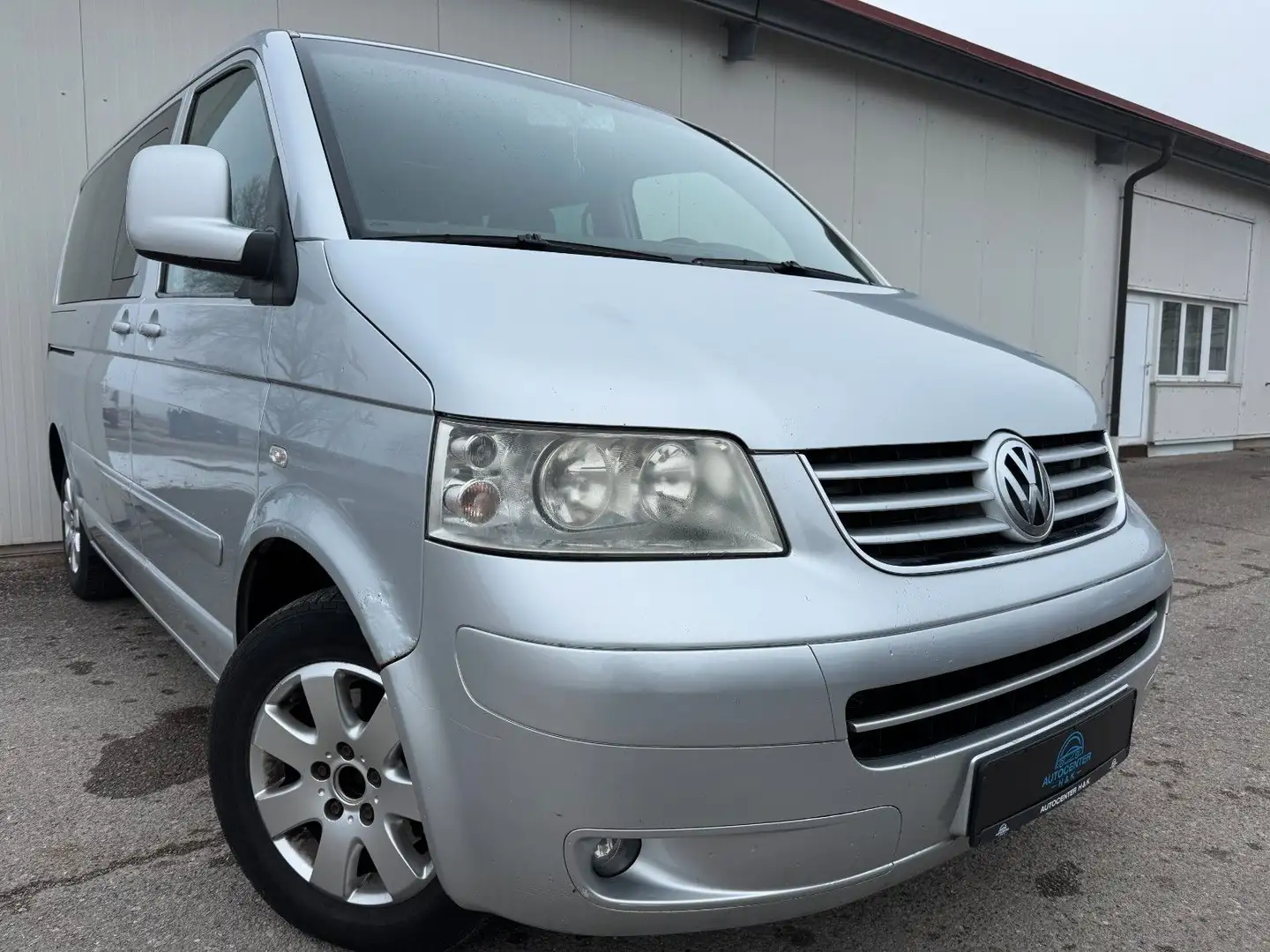 Volkswagen T5 Multivan 2.5 TDI Comfortline Aut. *7-SITZER* Silber - 1