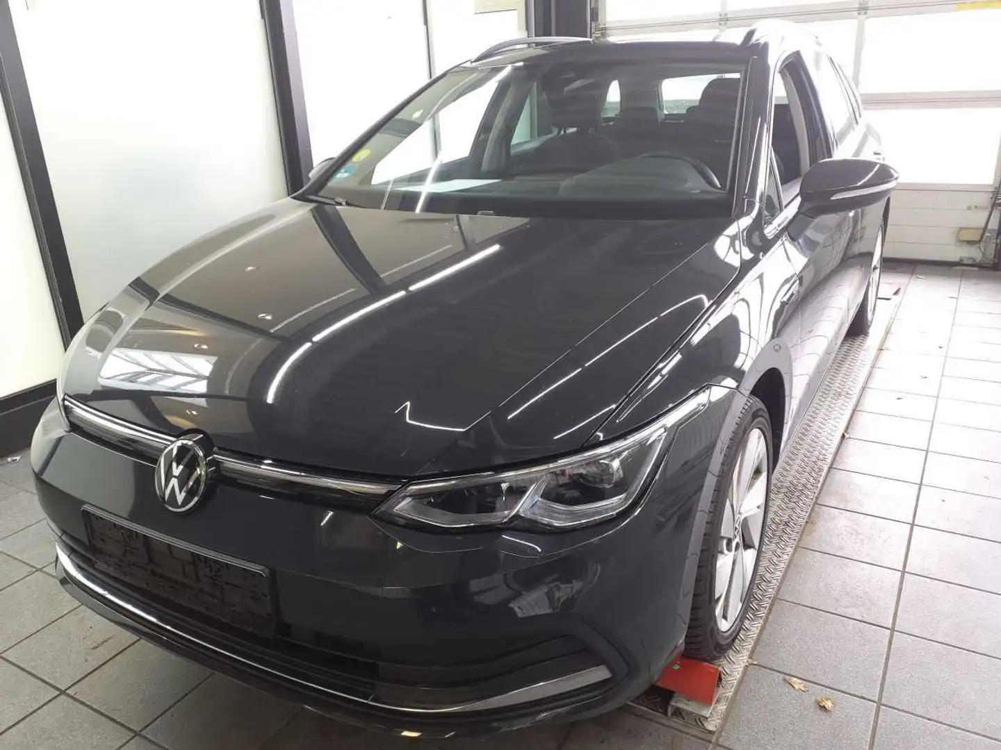 Volkswagen Golf Variant Style 2.0 TDI Pano*IQ Matrix*Assist Grau - 2