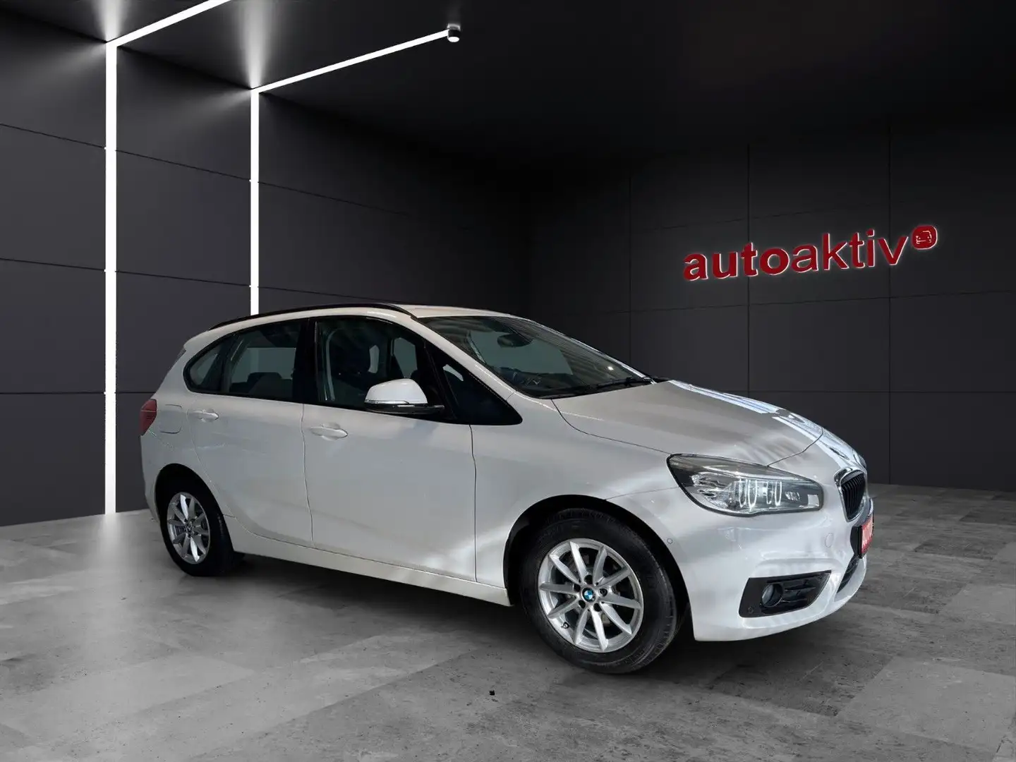 BMW 218 218 d Active Tourer Advantage/LED Xenon/Business Weiß - 2