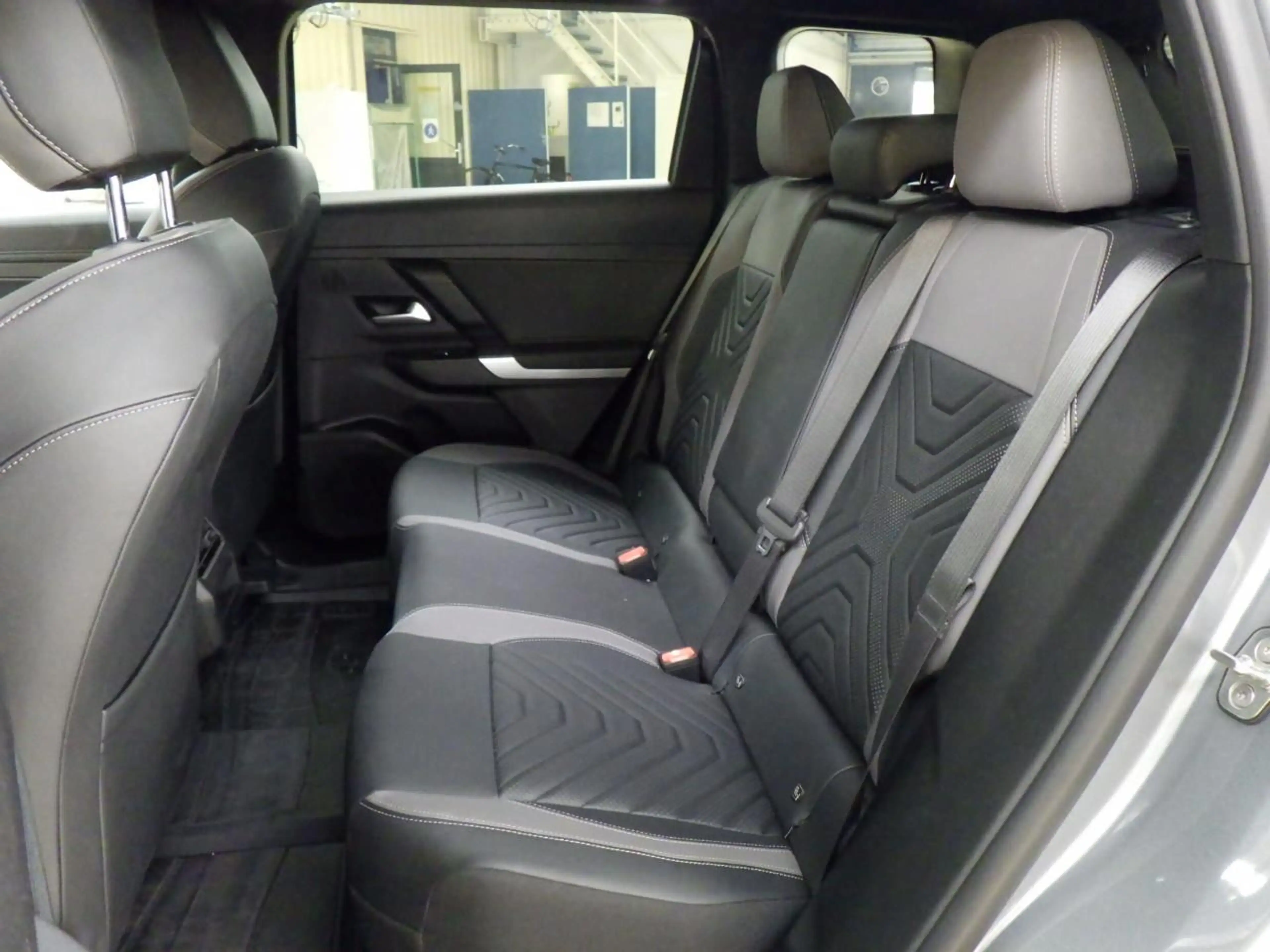 Jeep Compass First Edition 74 kWh Tot 8 Jaar Garantie! | Premiu — photo 8