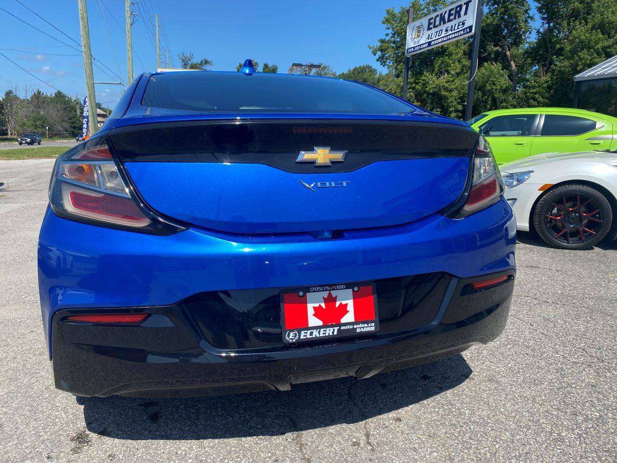 2018 Chevrolet Volt LT HYBRID SAVE $$$ ON GAS!! — снимка 1