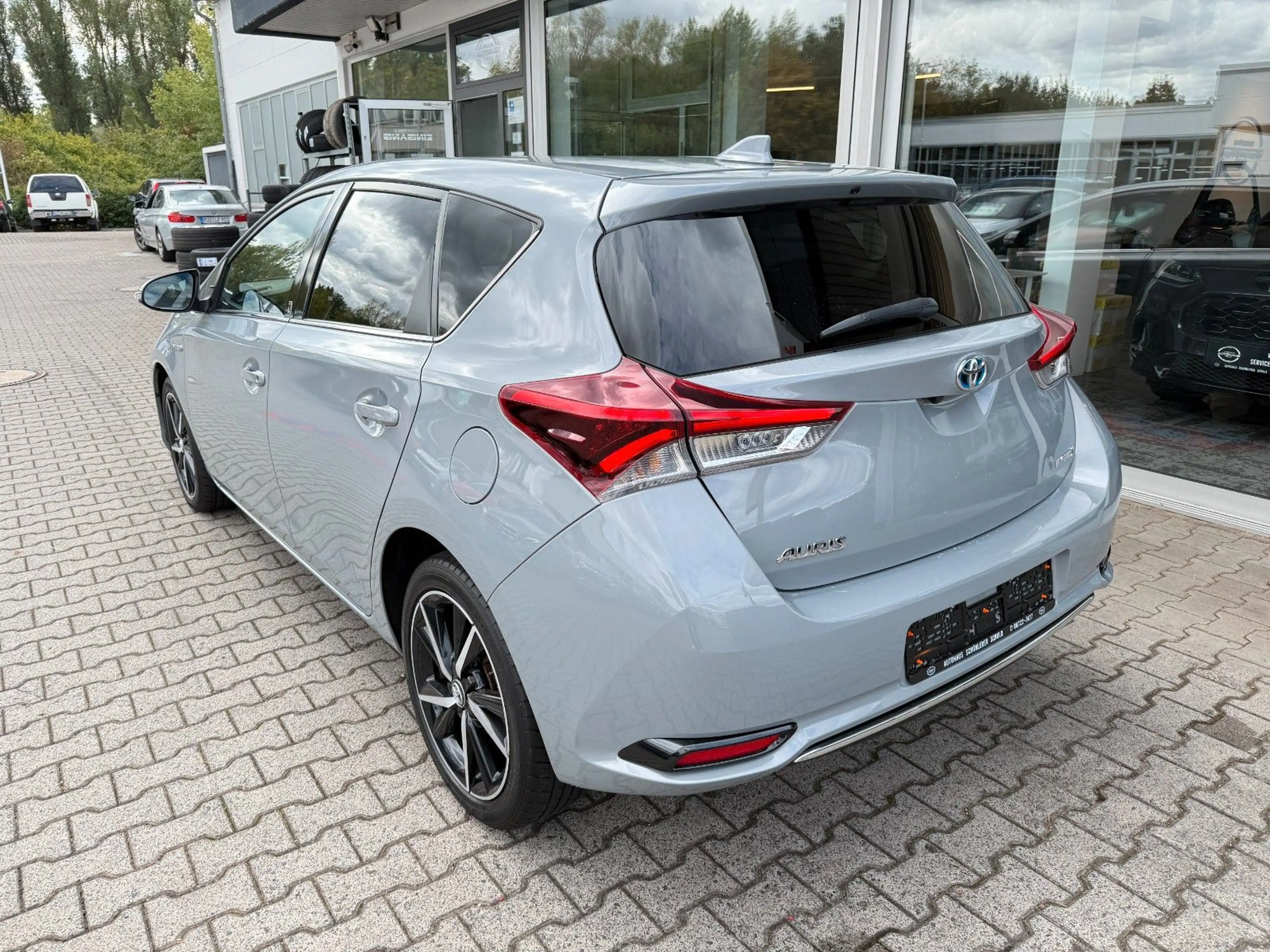 Toyota Auris Hybrid Team D *SITZH*KAMERA*SCHECKHEFT* — photo 5