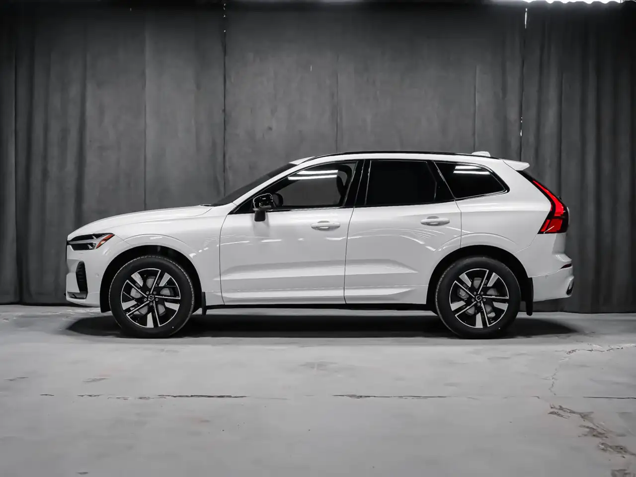 Volvo XC60 снимка Volvo XC60