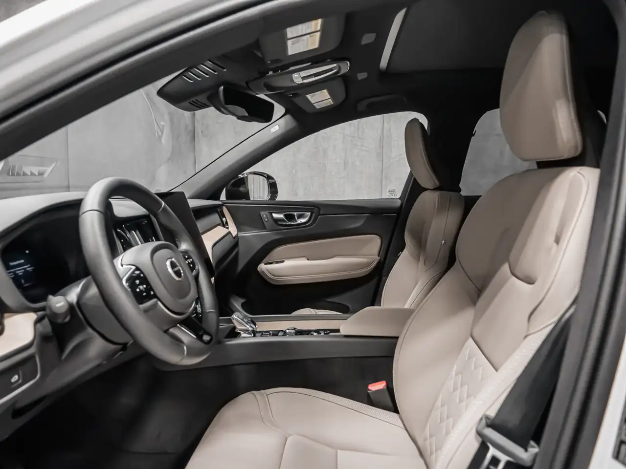 Volvo XC60 снимка Volvo XC60