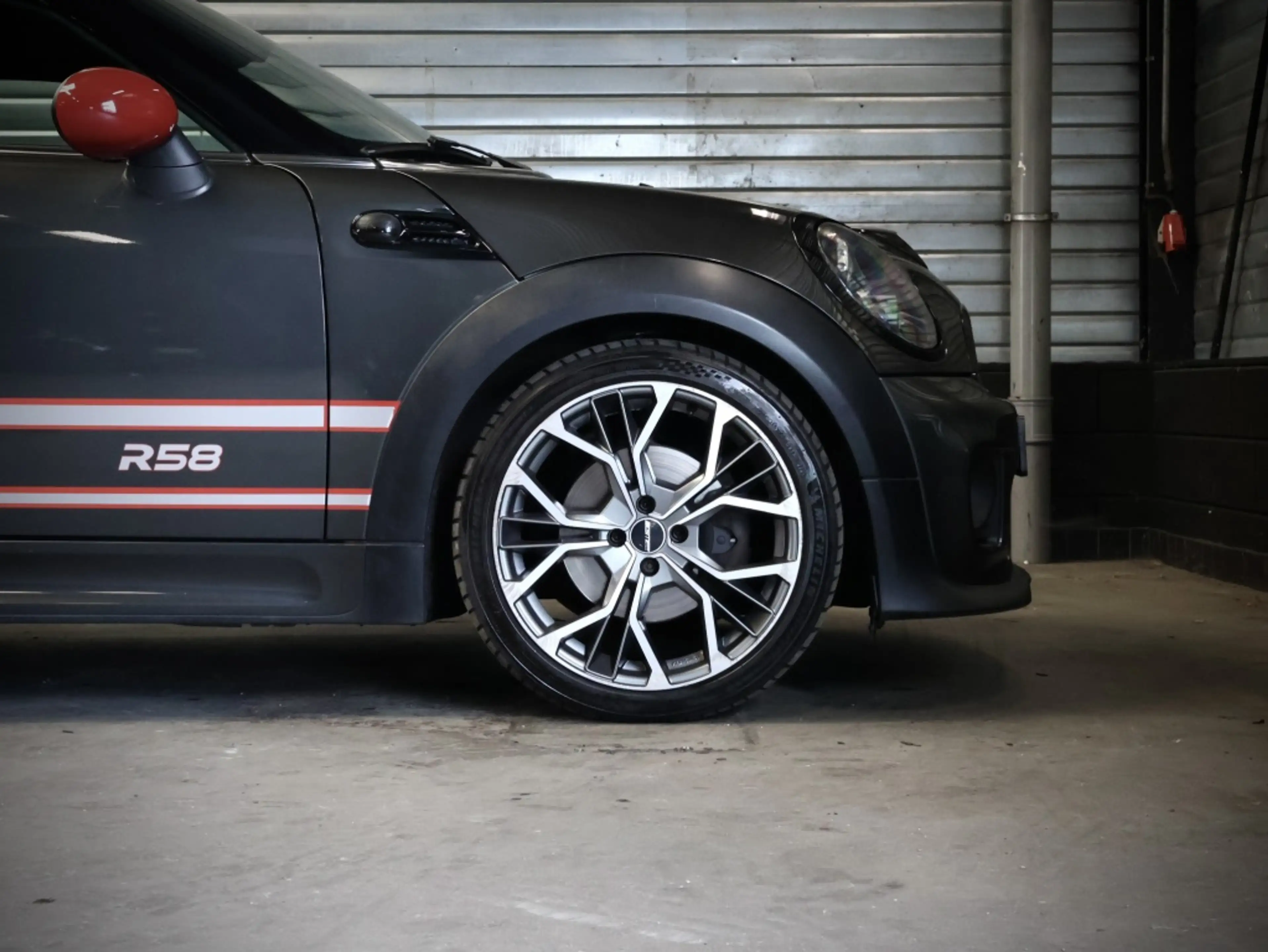 MINI Cooper S Coupe | Sport Button | 17 inch | Cruise Controle | Works — photo 13