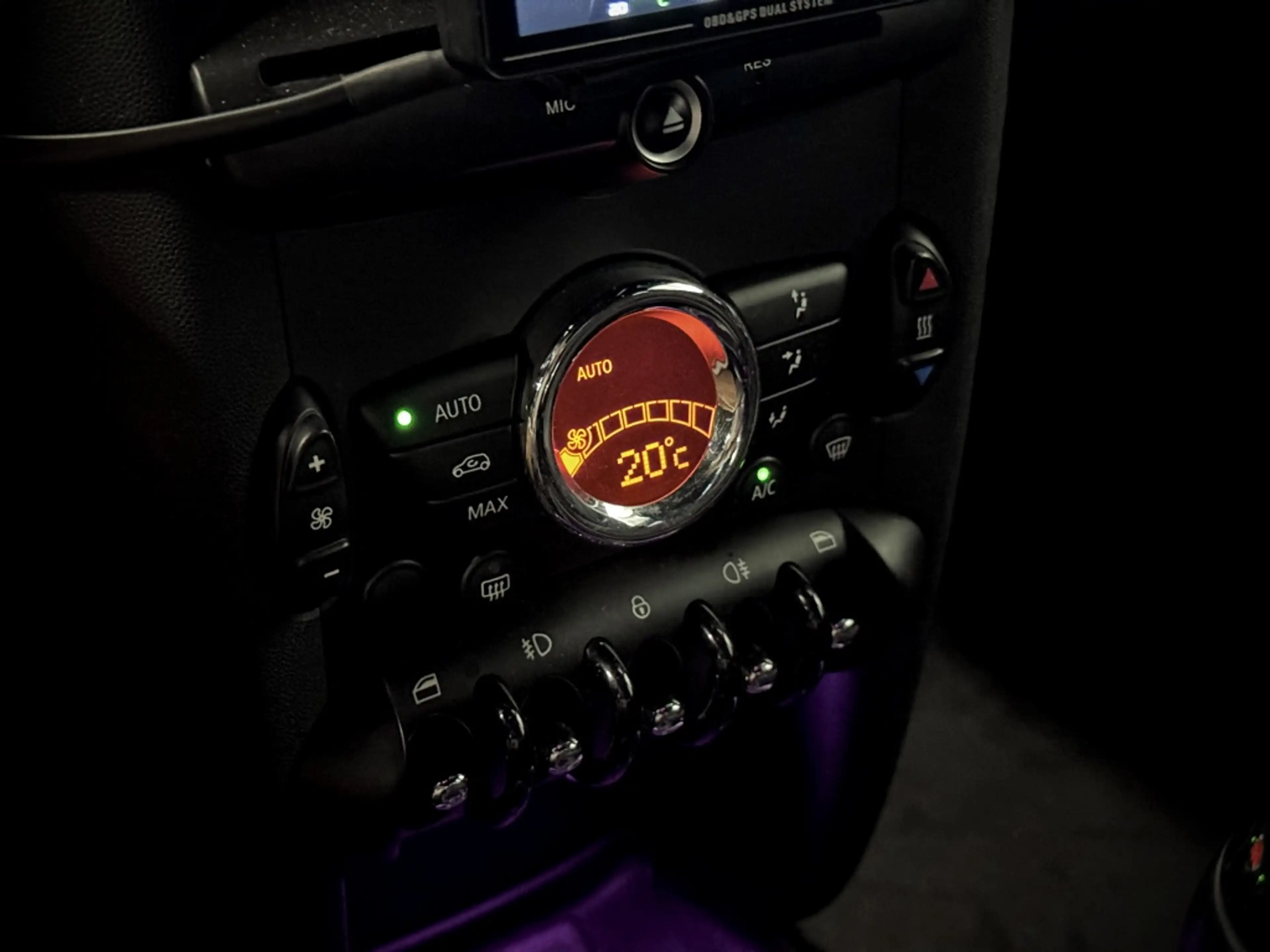 MINI Cooper S Coupe | Sport Button | 17 inch | Cruise Controle | Works — photo 33