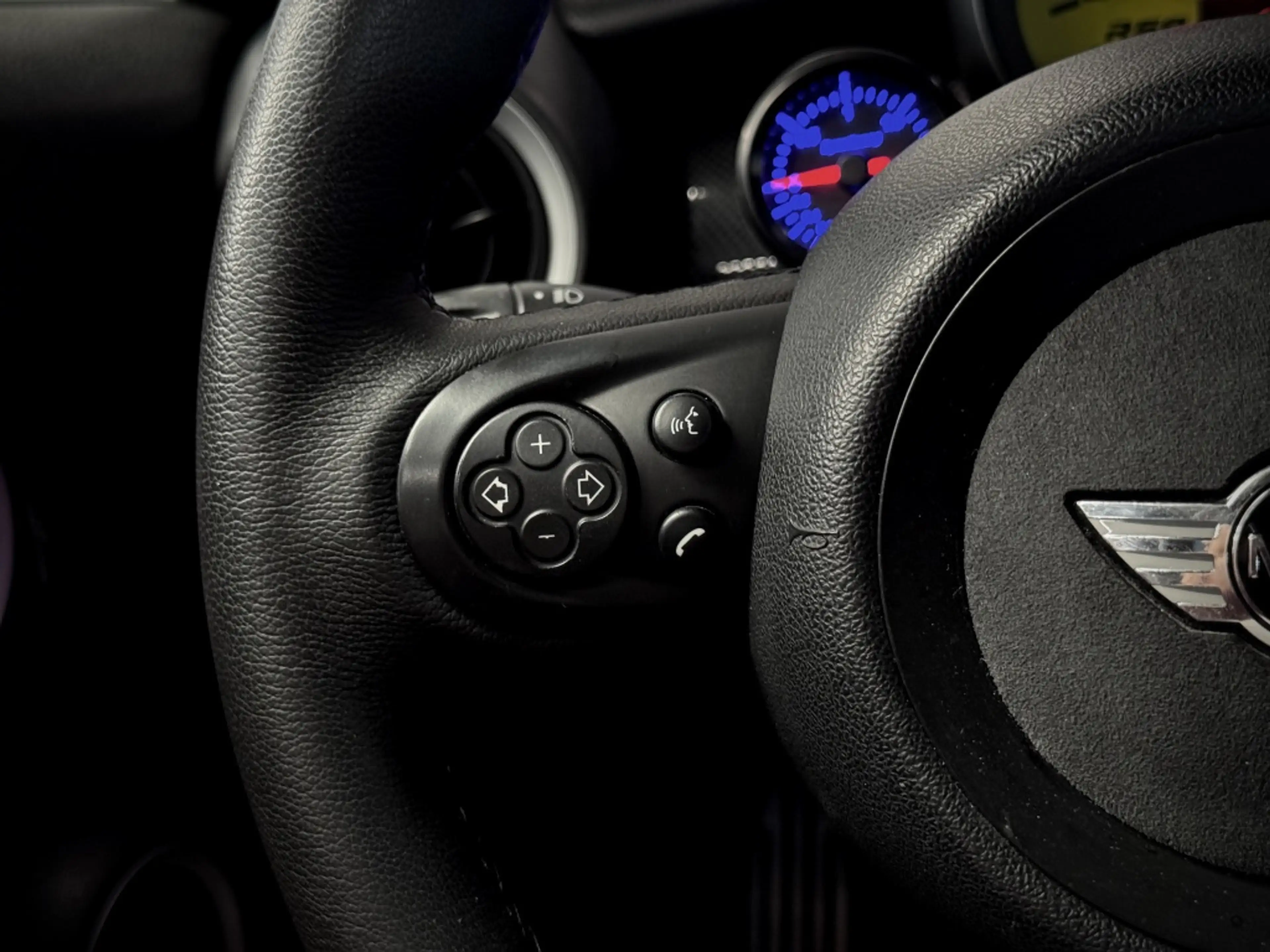 MINI Cooper S Coupe | Sport Button | 17 inch | Cruise Controle | Works — photo 18