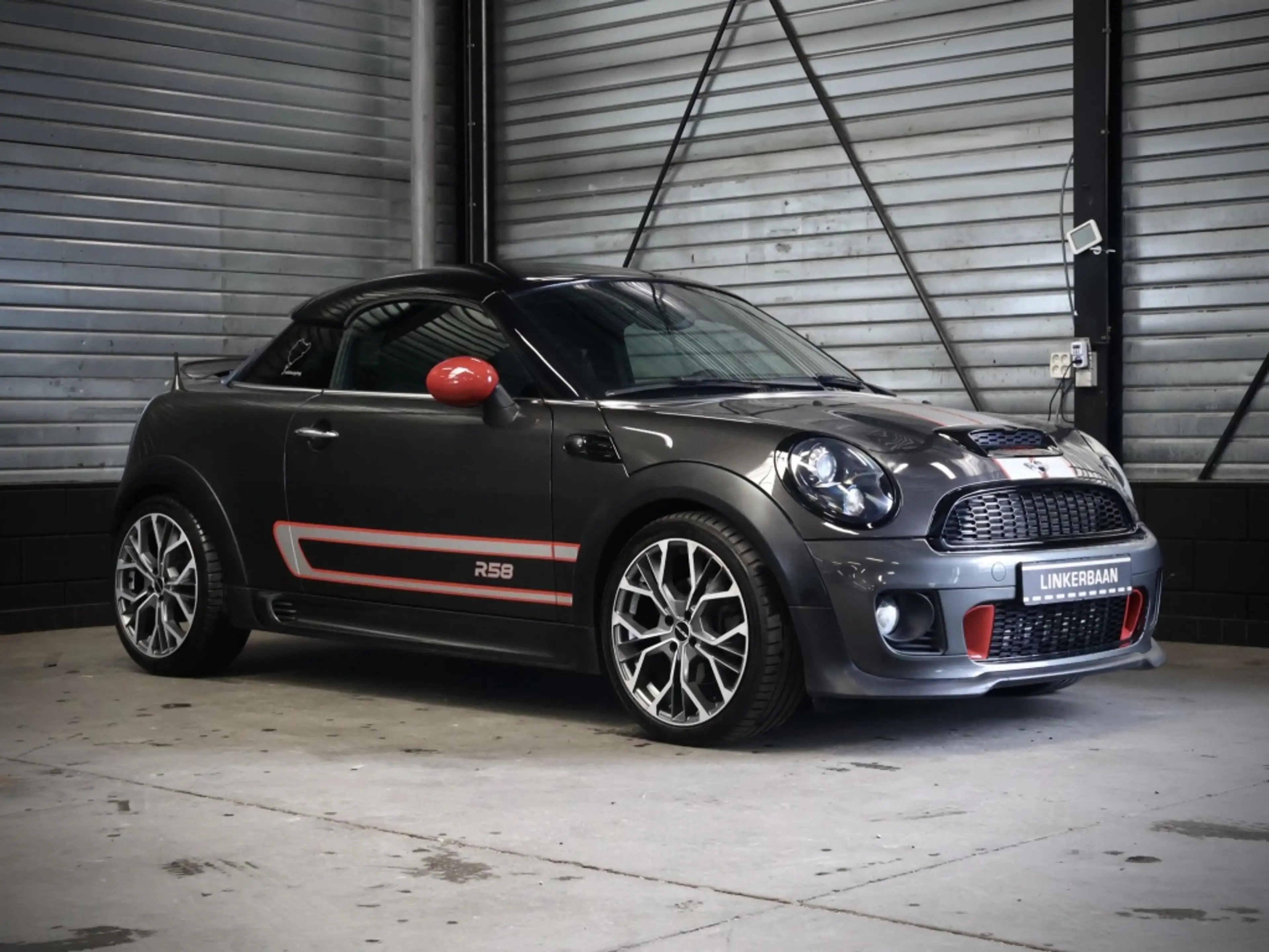 MINI Cooper S Coupe | Sport Button | 17 inch | Cruise Controle | Works — photo 11