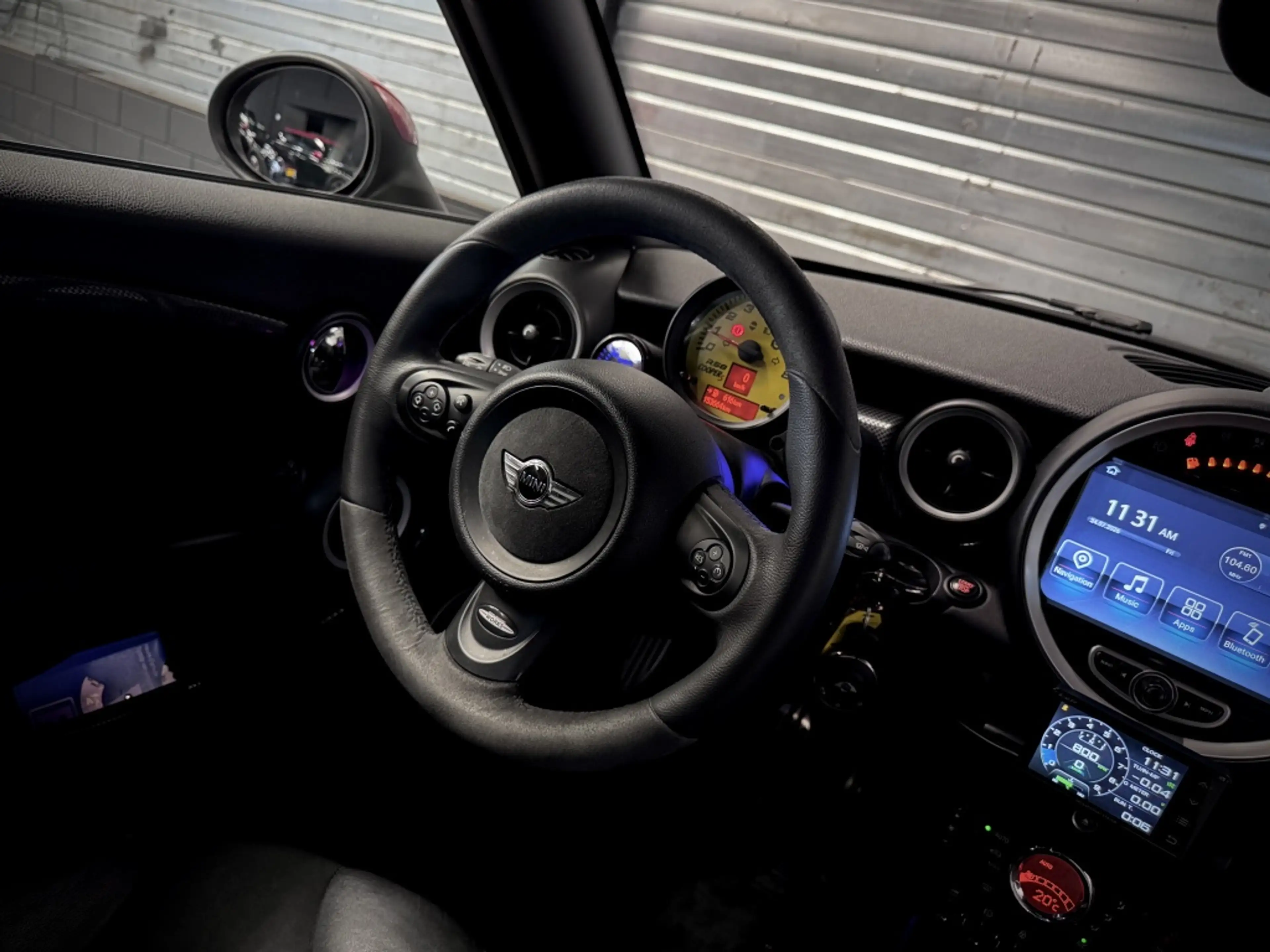 MINI Cooper S Coupe | Sport Button | 17 inch | Cruise Controle | Works — photo 35