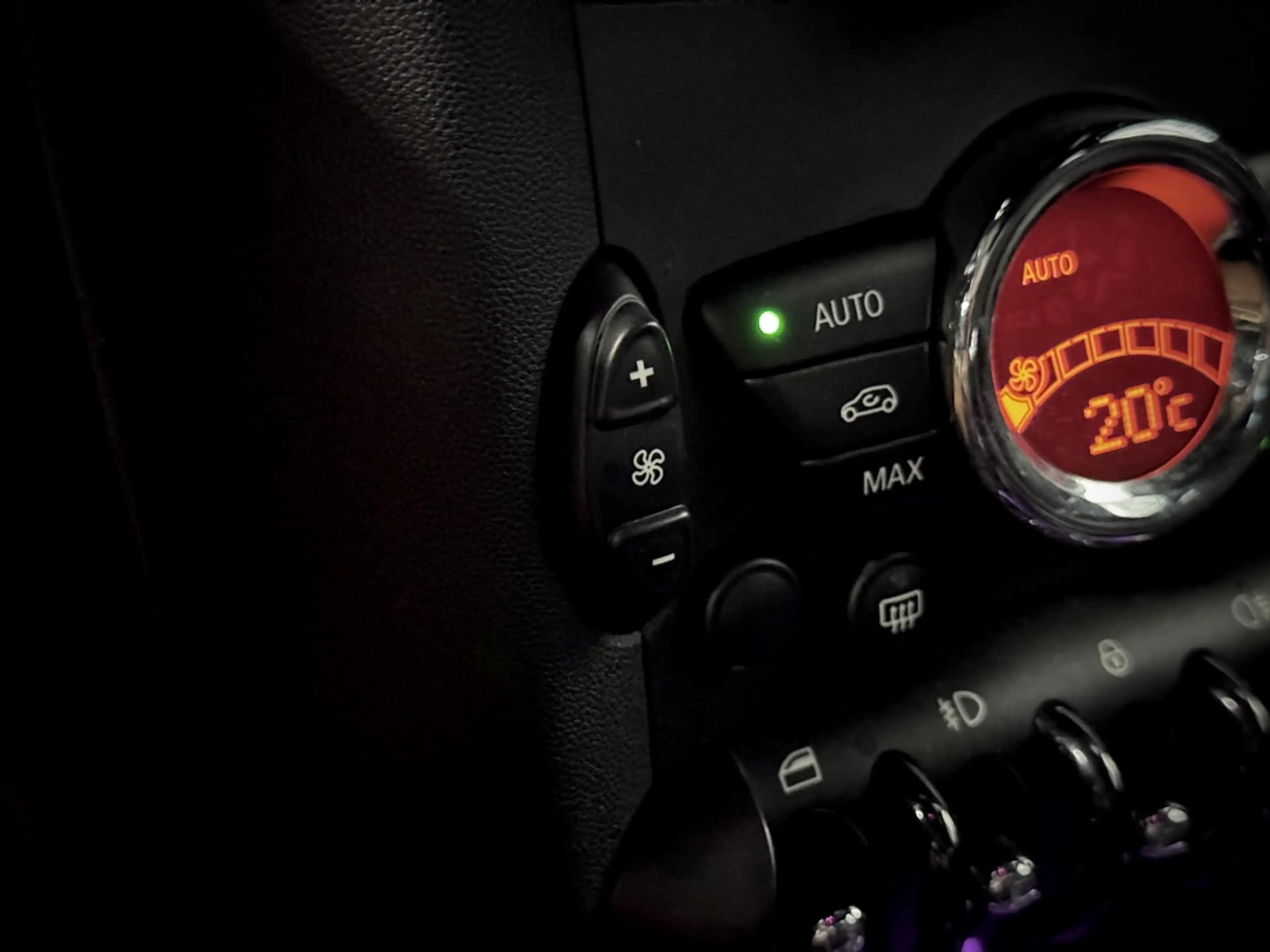 MINI Cooper S Coupe | Sport Button | 17 inch | Cruise Controle | Works — photo 34