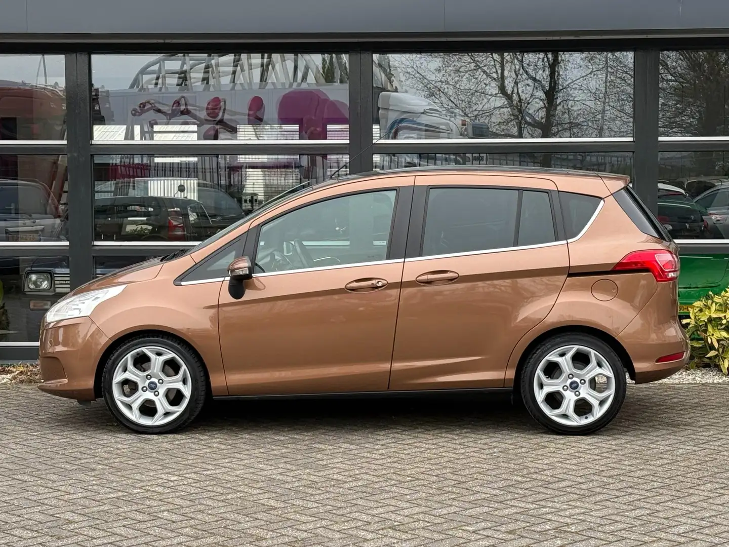 Ford B-Max 1.6 TI-VCT Titanium Airco Pano Rijklaar NAP APK !! Brun - 2