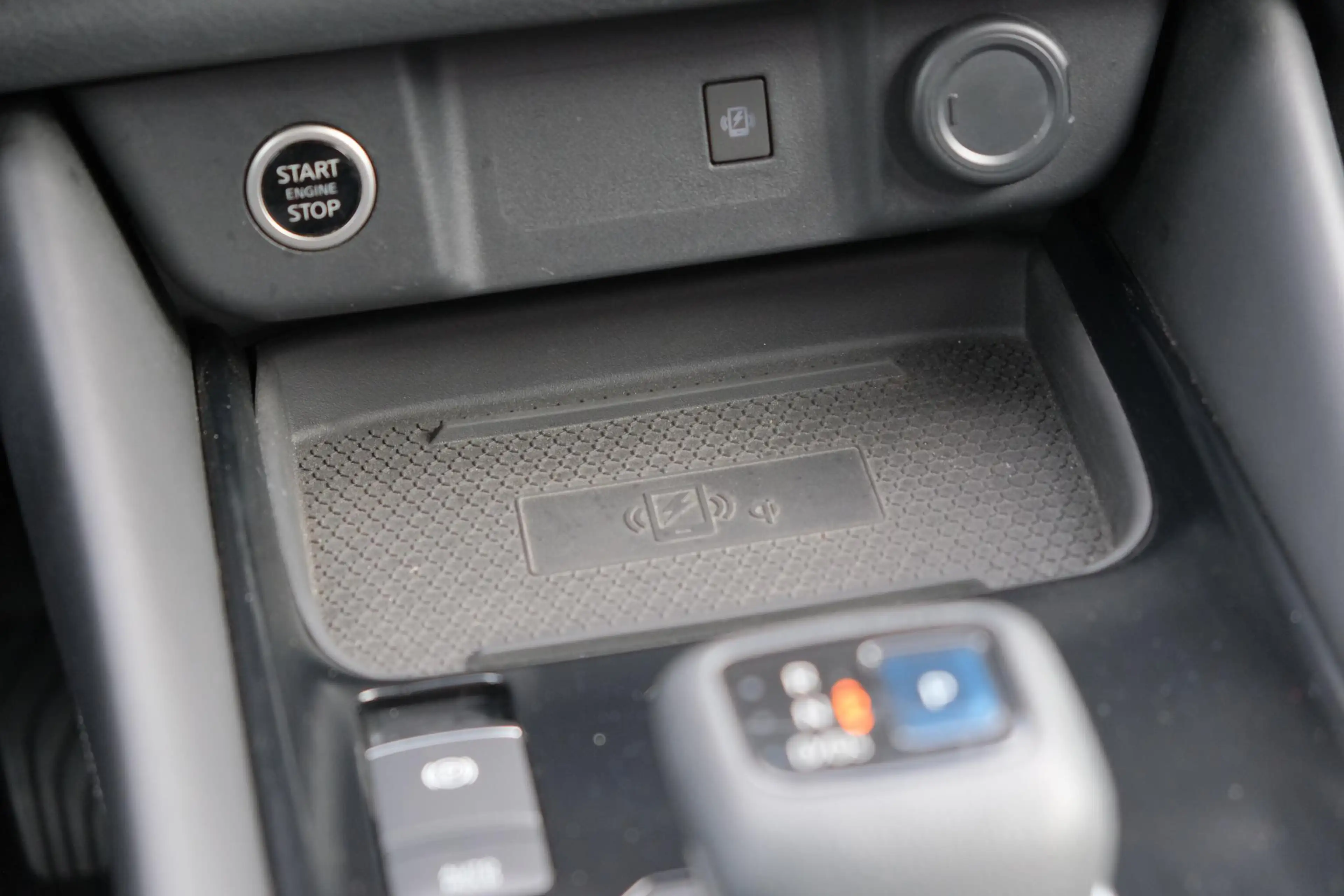Nissan Qashqai 1.3 MHEV 158pk Xtronic Premiere Edition | Navi | P — photo 14