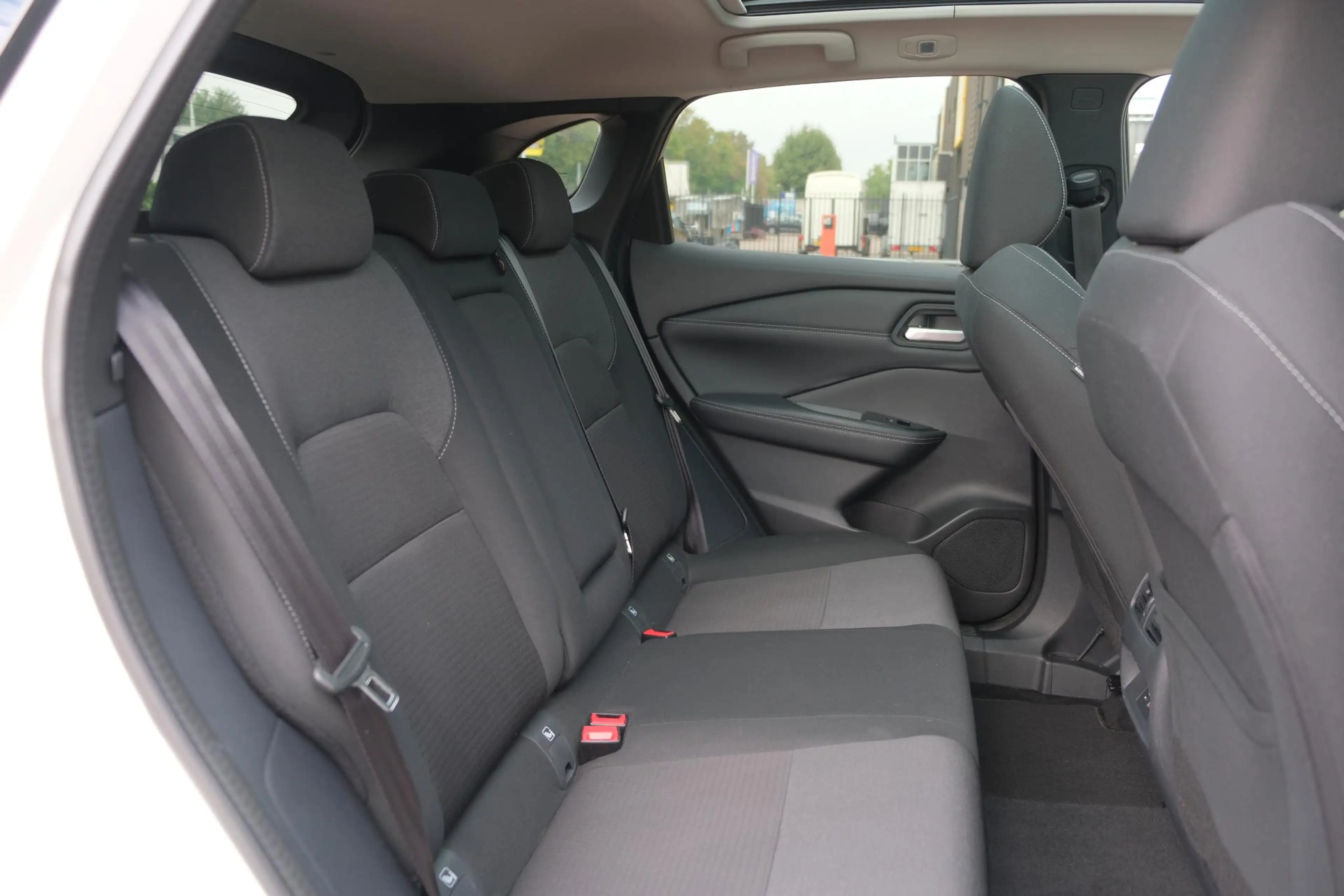 Nissan Qashqai 1.3 MHEV 158pk Xtronic Premiere Edition | Navi | P — photo 10