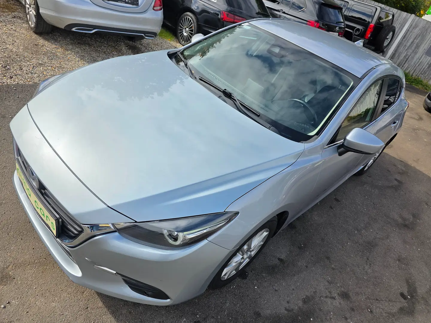 Mazda 3 Sport CD105 Attraction Automatik/Wenig KM !! Grau - 2