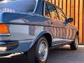 Mercedes-Benz 240 D W123 Diesel, Labradorblau, sehr gepflegt Azul - thumbnail 9