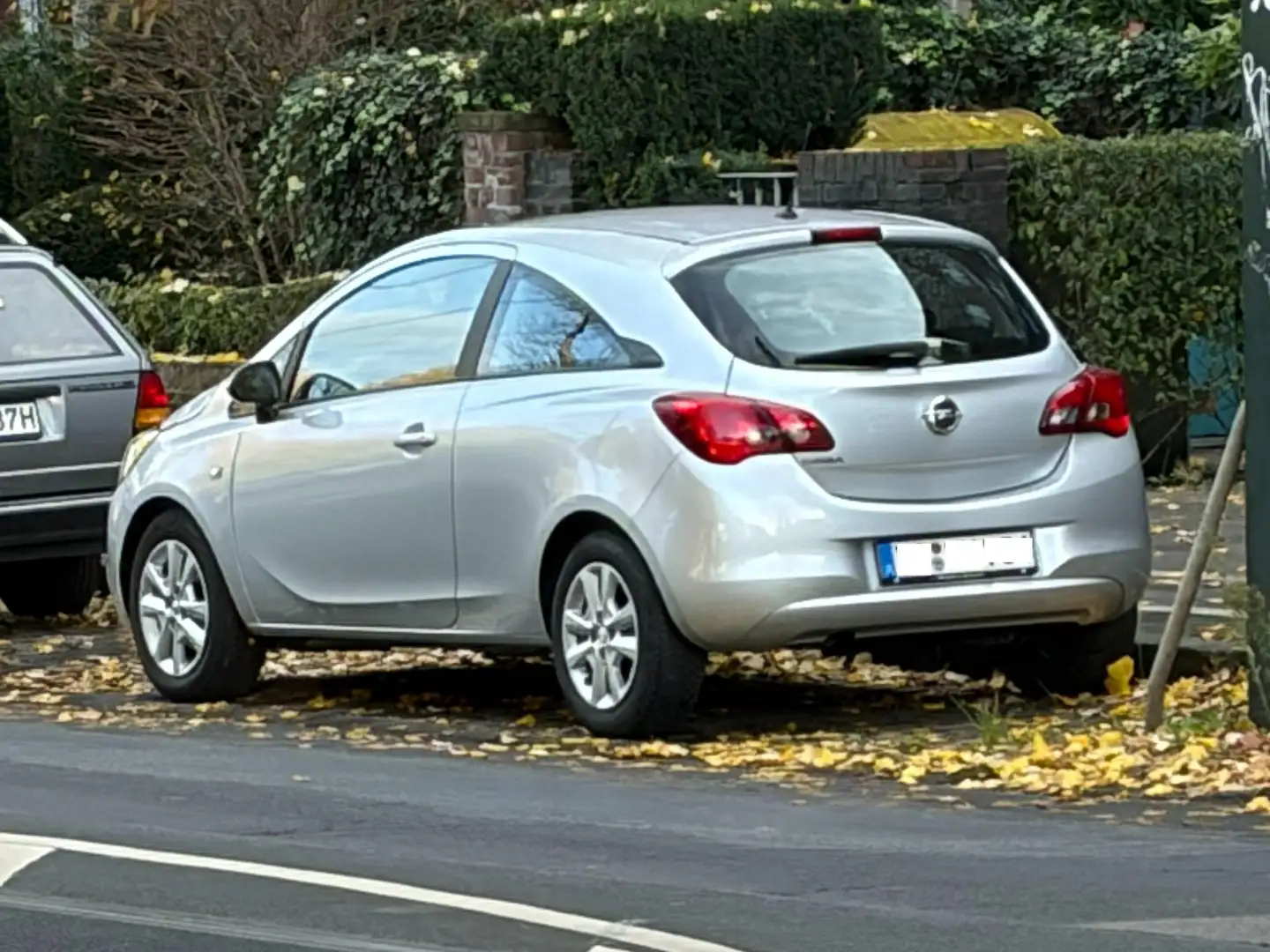 Opel Corsa Selection Grau - 2