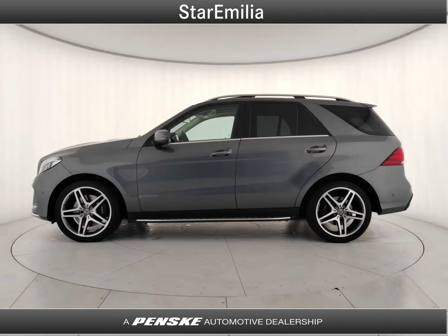 Mercedes-Benz GLE 400 GLE 400 4Matic Premium Plus Gris - 2