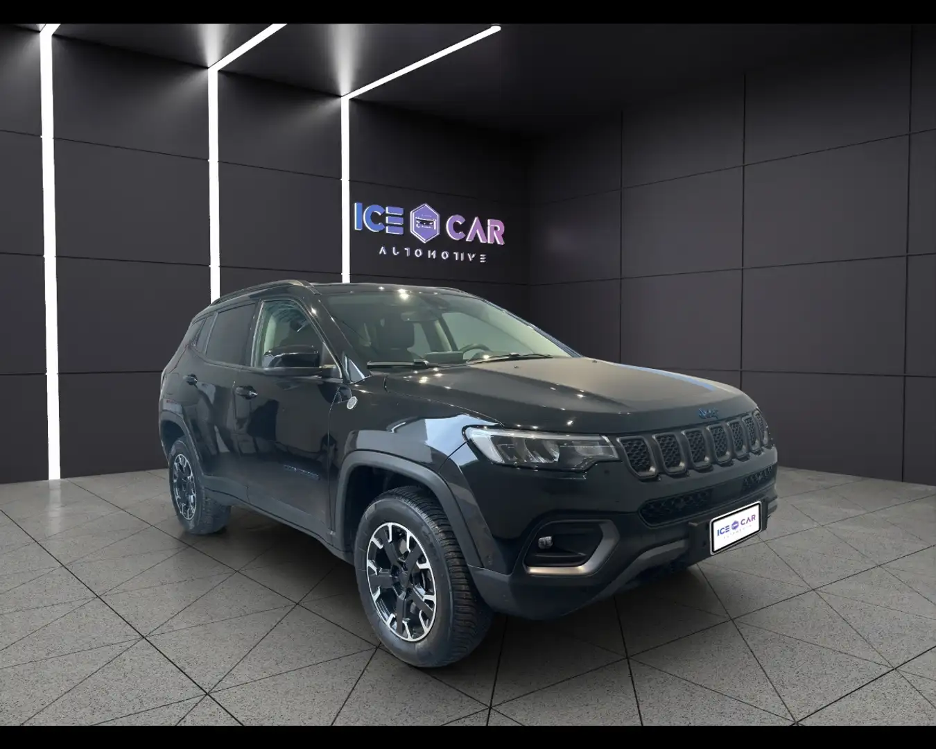 Jeep Compass 2ª serie - Compass 1.3 Turbo T4 240 CV PHEV AT6 4x Zwart - 2