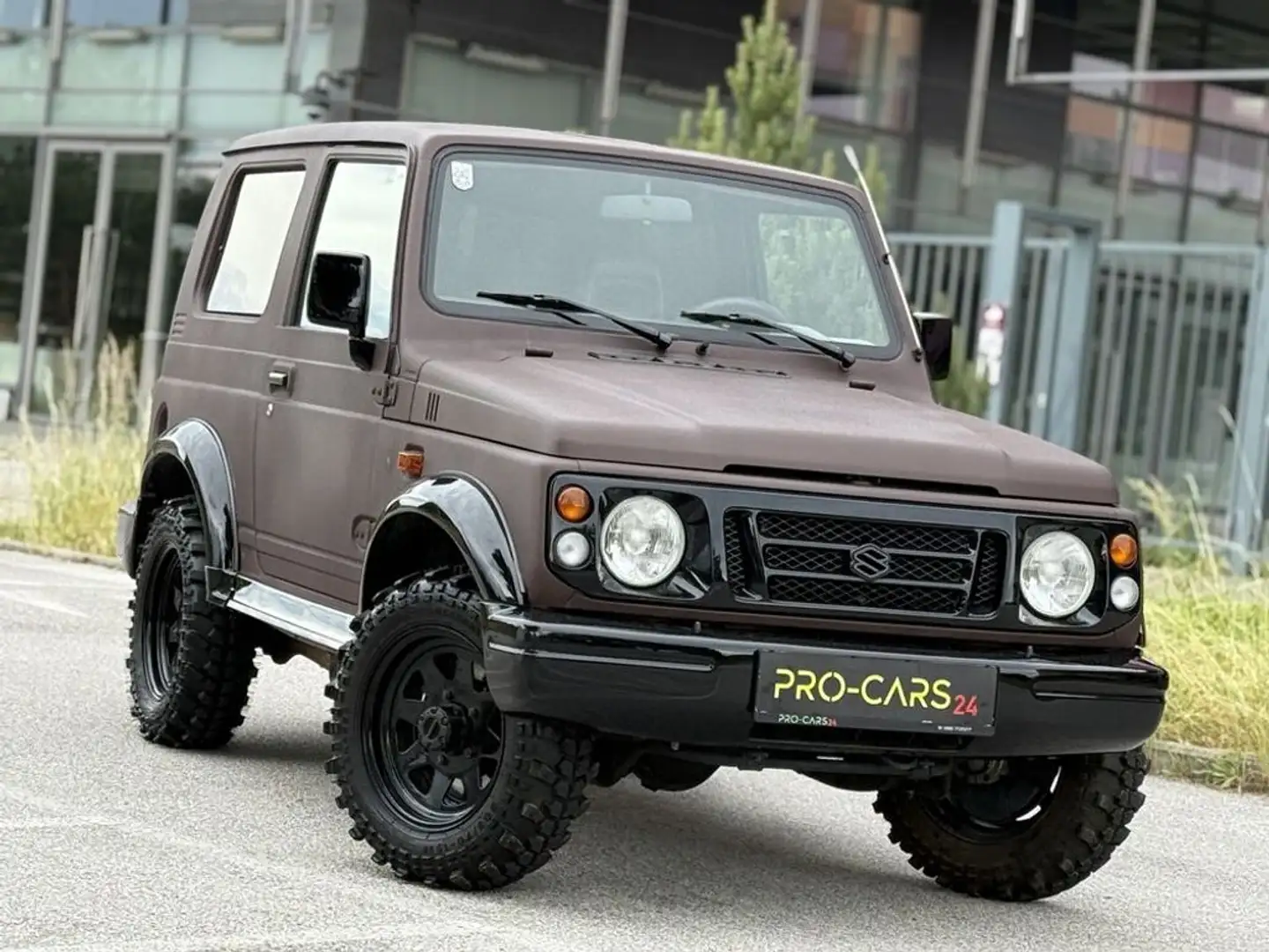 Suzuki Samurai VX Коричневий - 1