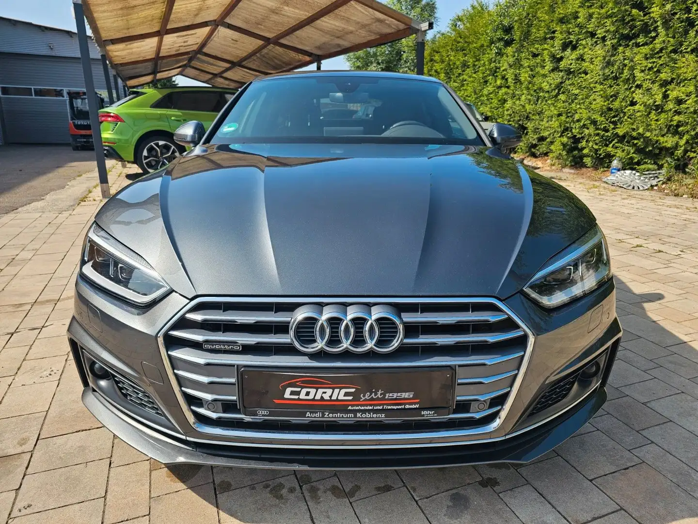 Audi A5 Sportback quattro sport S-line Grau - 1