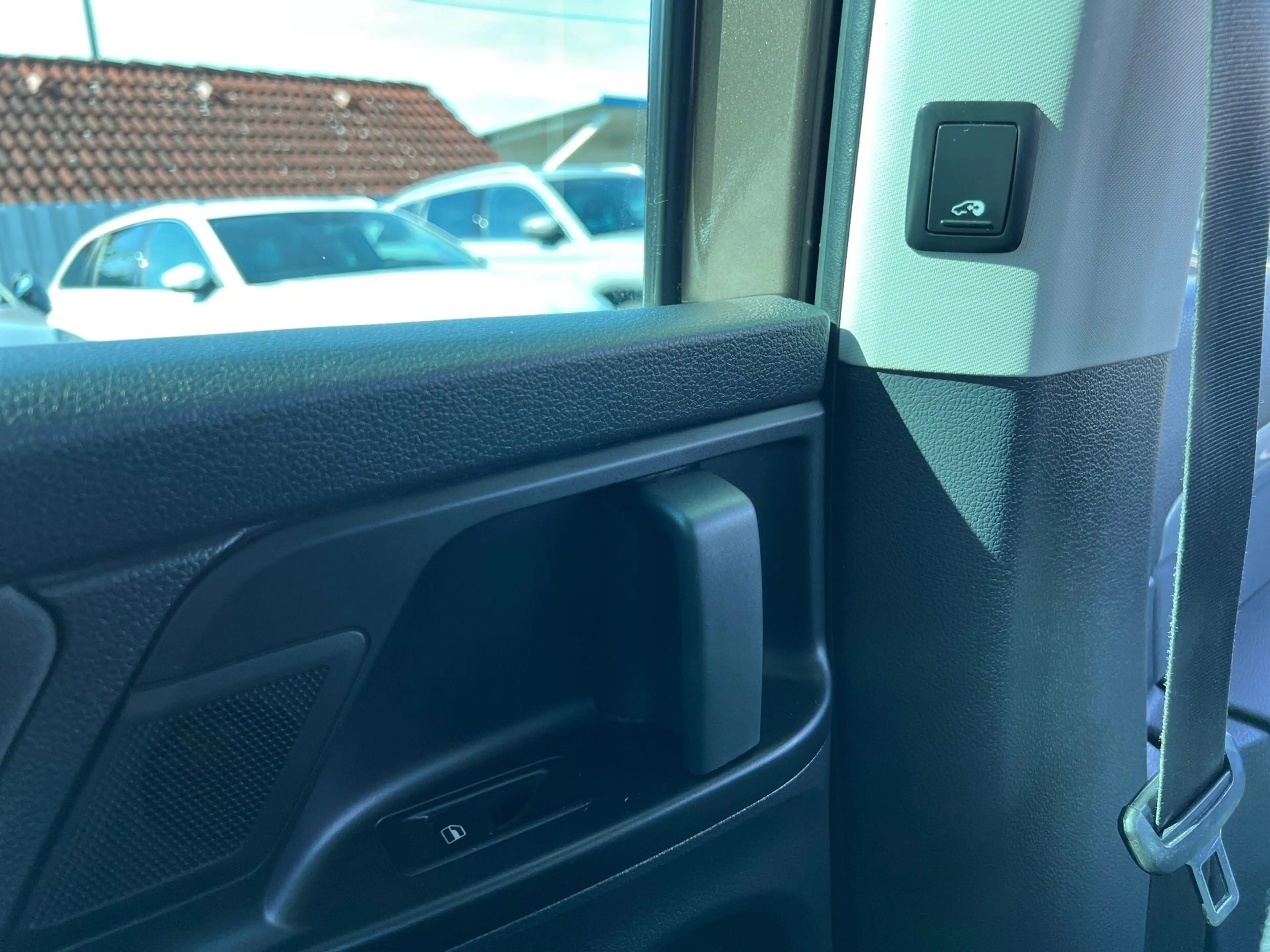 Volkswagen Sharan Comfortline 2,0 TDI DPF — photo 32