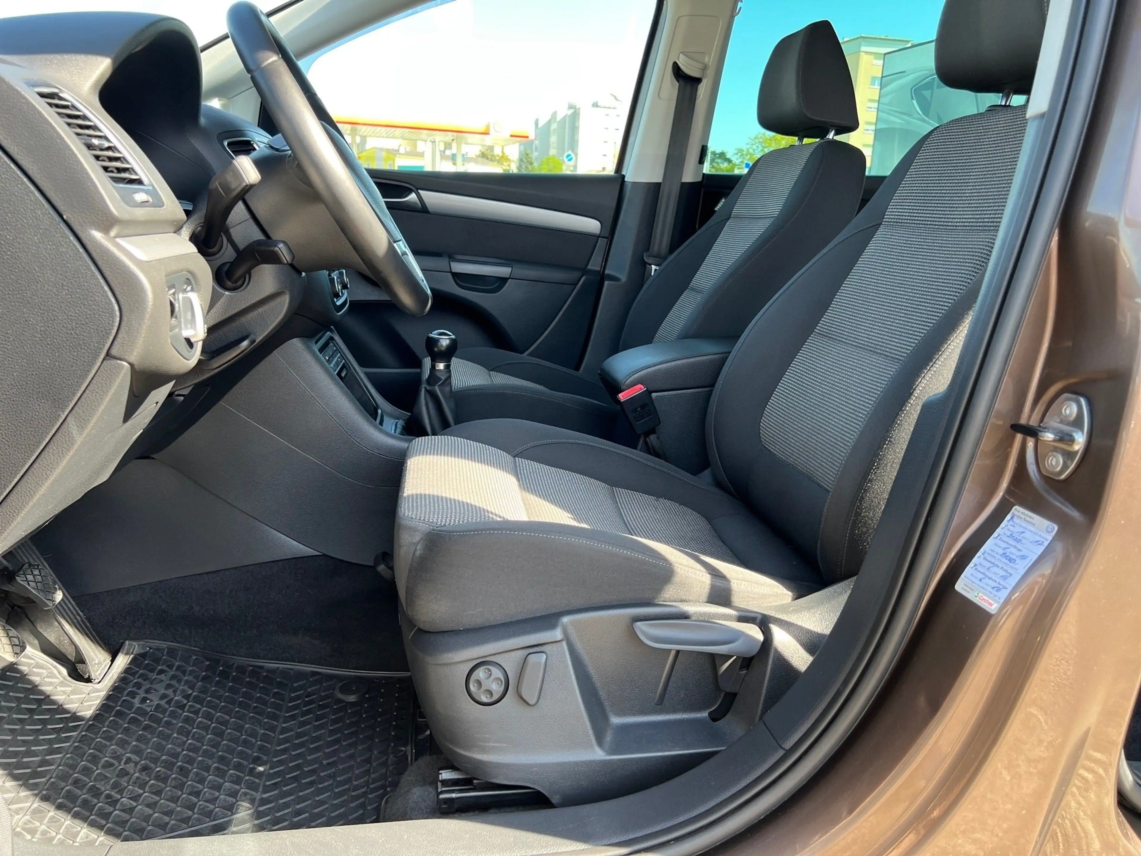 Volkswagen Sharan Comfortline 2,0 TDI DPF — photo 12