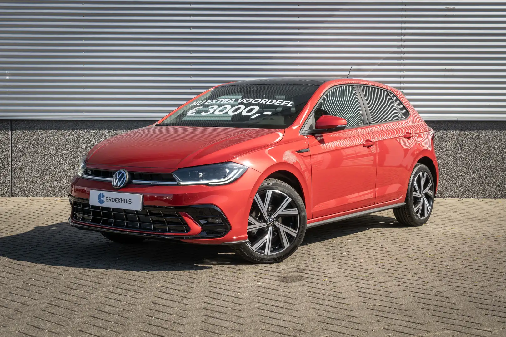 Volkswagen Polo R-Line Edition | 'App-Connect' draadloze smartphon Rood - 1