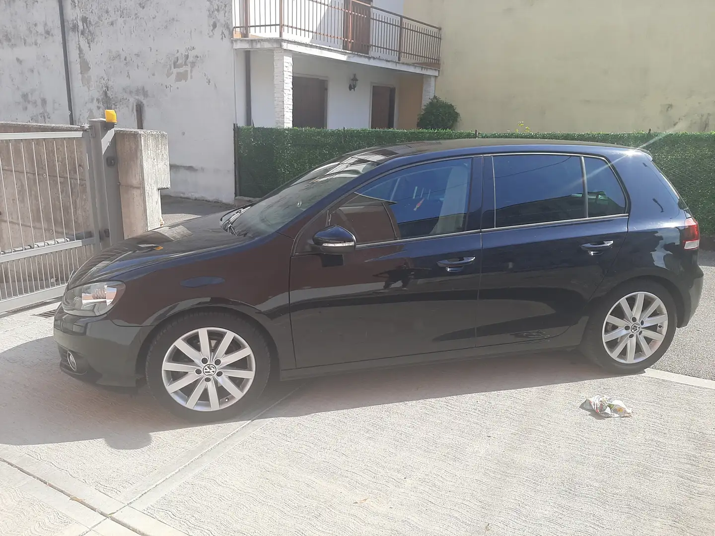 Volkswagen Golf Golf 5p 1.6 Highline bi-fuel Nero - 2
