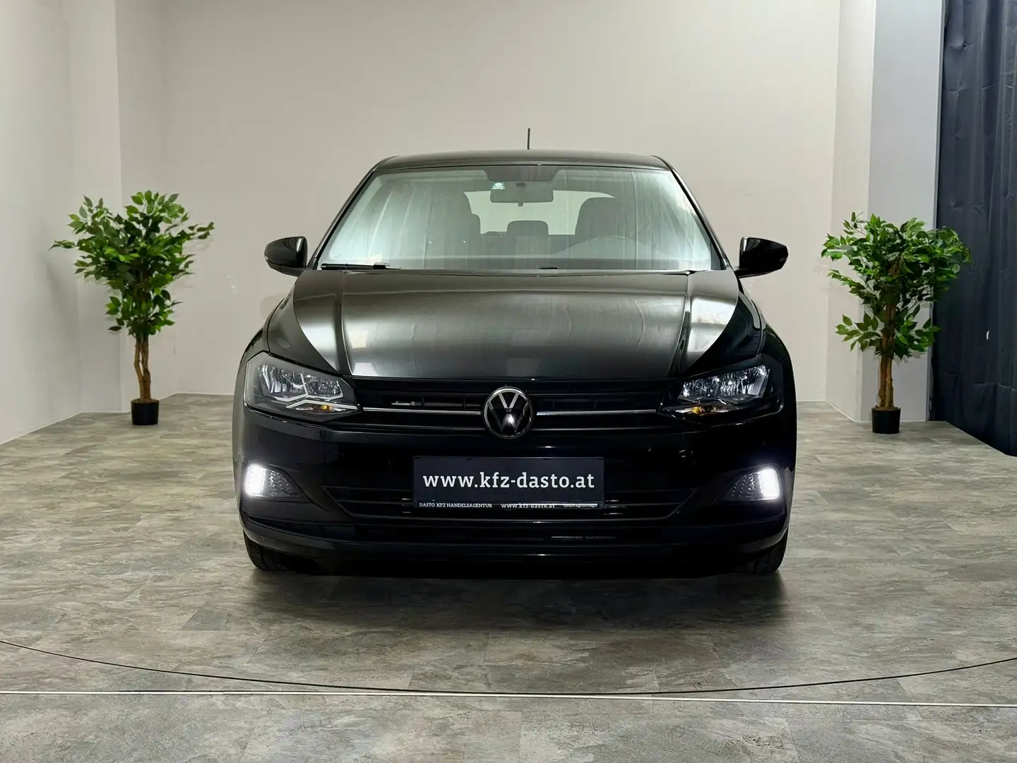 Volkswagen Polo Comfortline II VI II AW II 70kw II TSI II PDC II Schwarz - 2