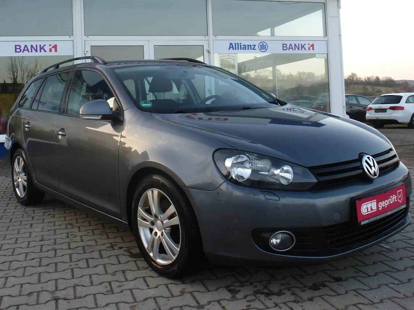 Volkswagen Golf Variant Trendline Grau - 1