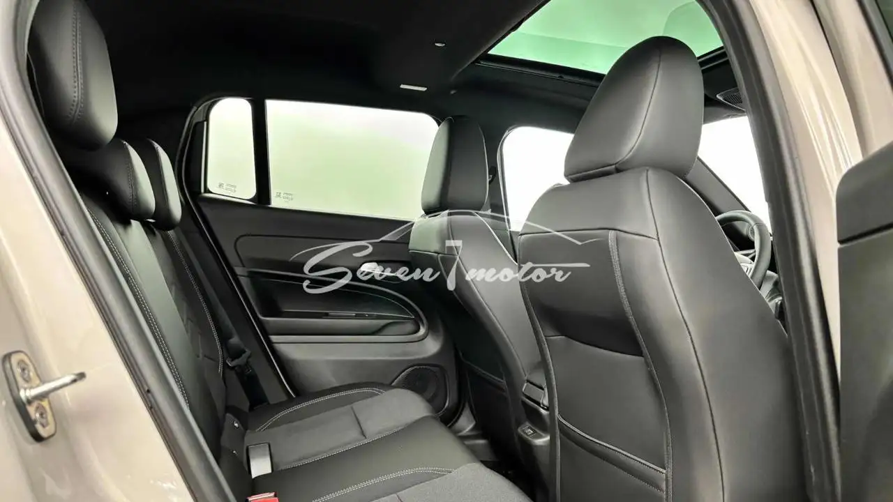 Jeep Avenger 2026 — фото 10