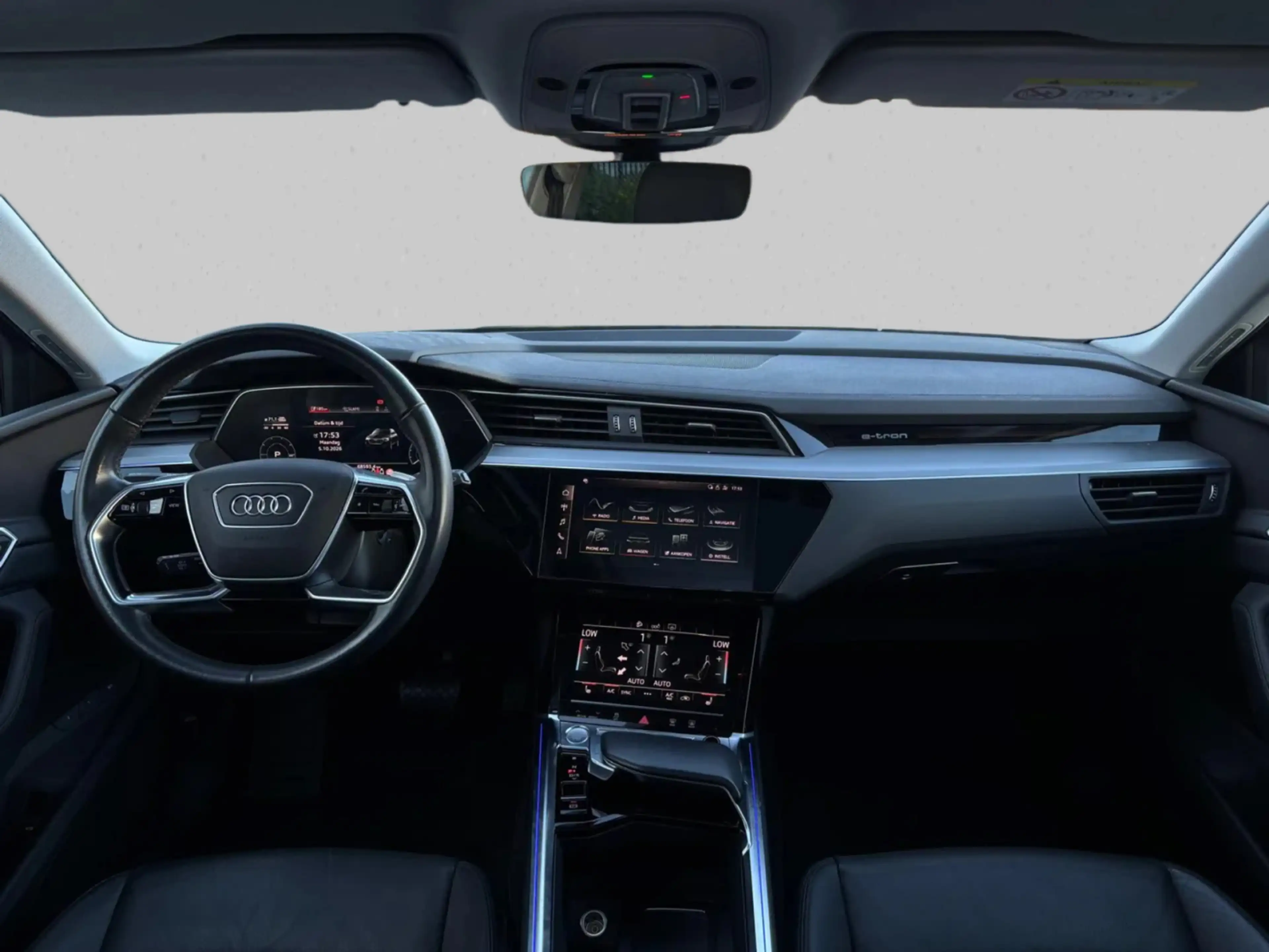 Audi e-tron E-tron 55 quattro 95 kWh (Goed OndH, Panorama, Car — photo 2