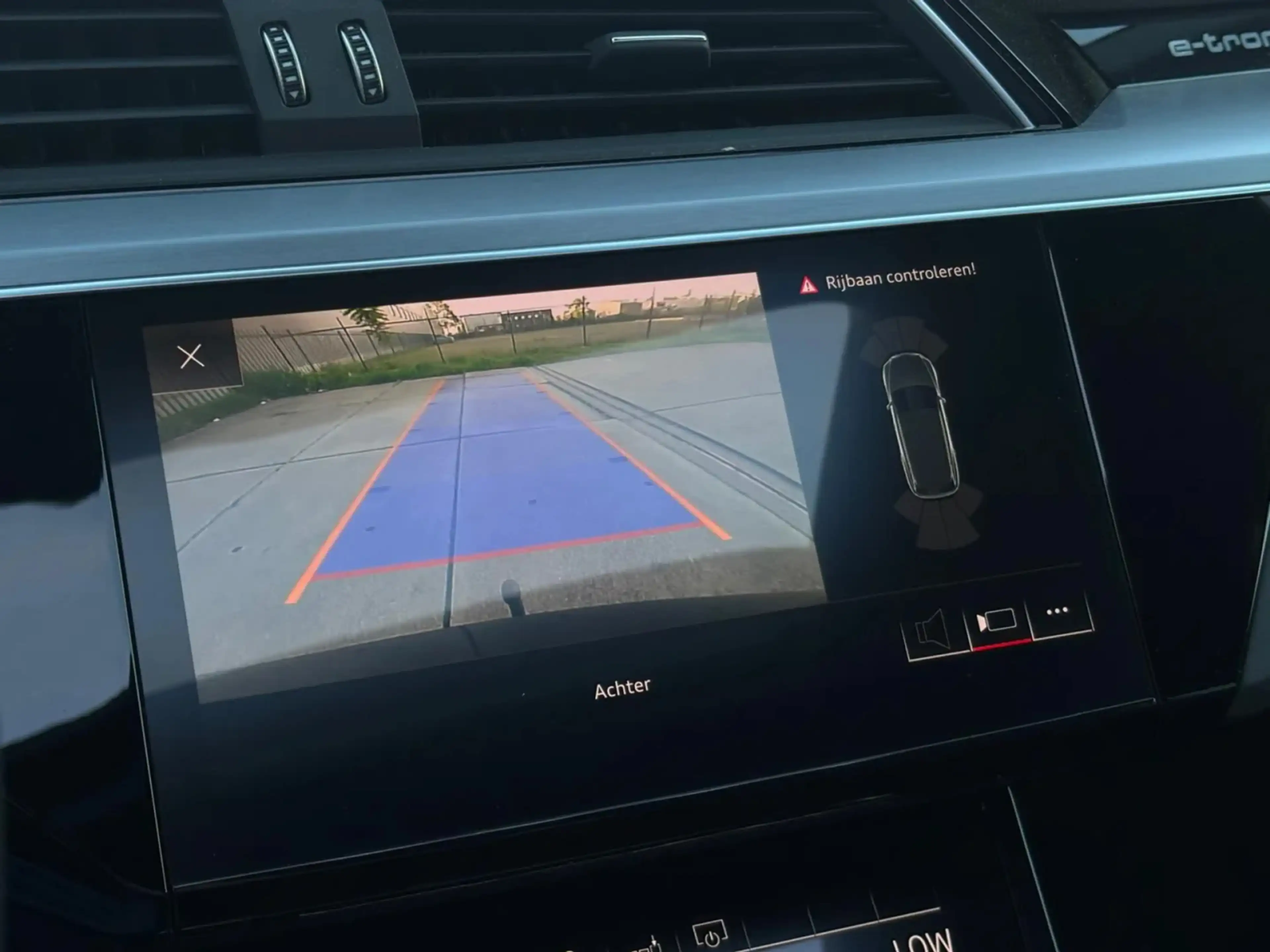 Audi e-tron E-tron 55 quattro 95 kWh (Goed OndH, Panorama, Car — photo 12