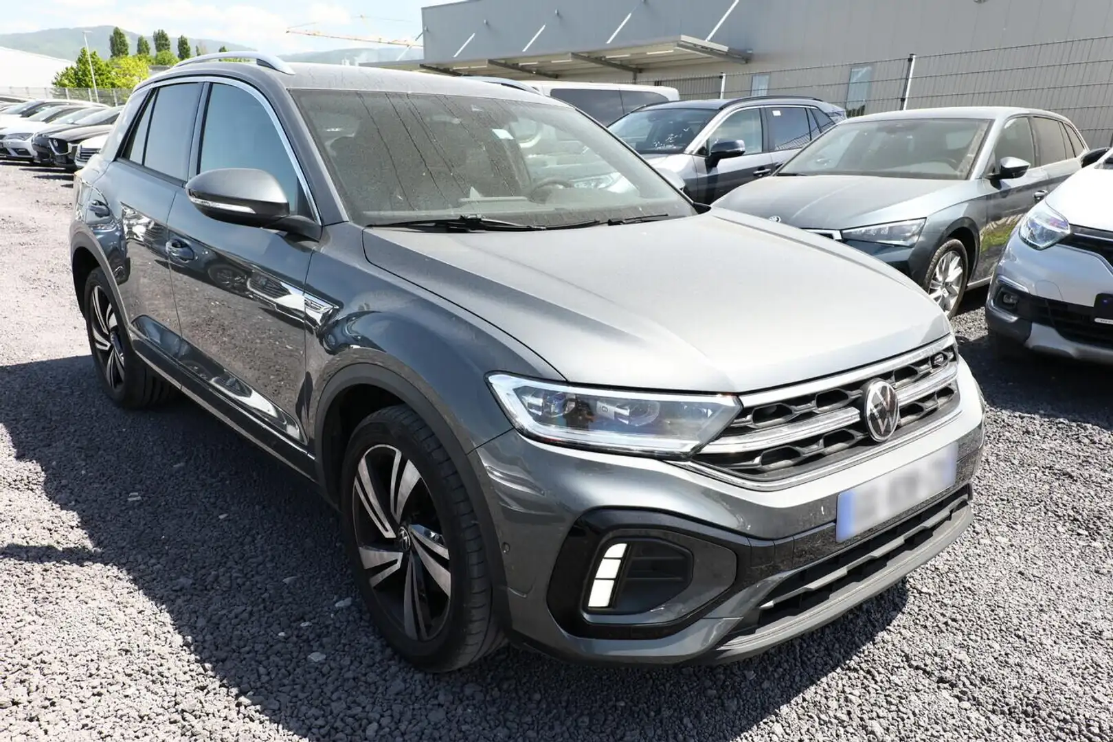 Volkswagen T-Roc R-Line 2.0 TDI 150 DSG LED Nav. PDC 110 kW (150... Gris - 2