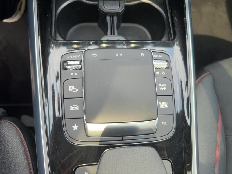 Mercedes-Benz GLA 35 AMG 4Matic*Infotainment-Paket High-End*SHZ* — photo 15