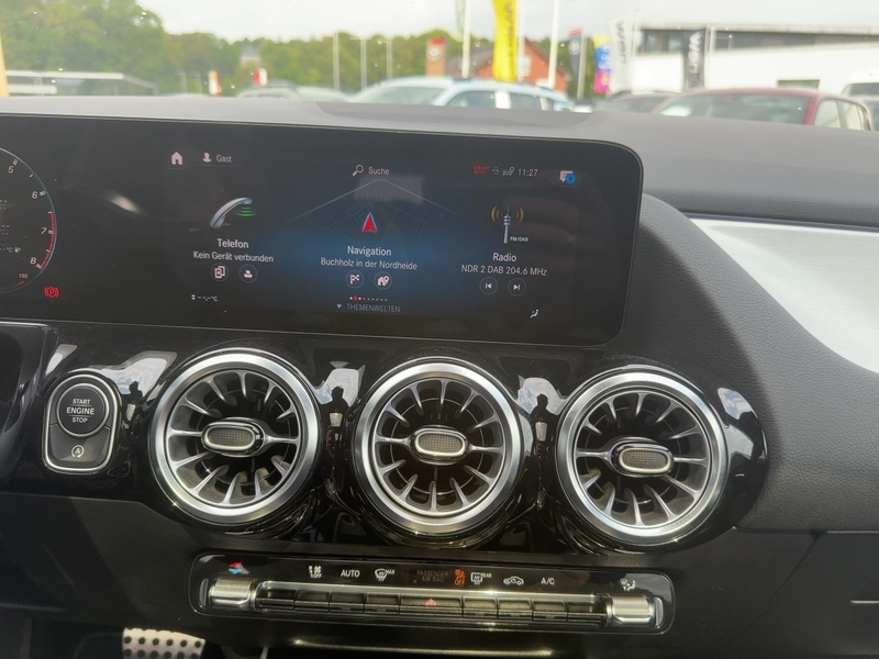 Mercedes-Benz GLA 35 AMG 4Matic*Infotainment-Paket High-End*SHZ* — photo 10