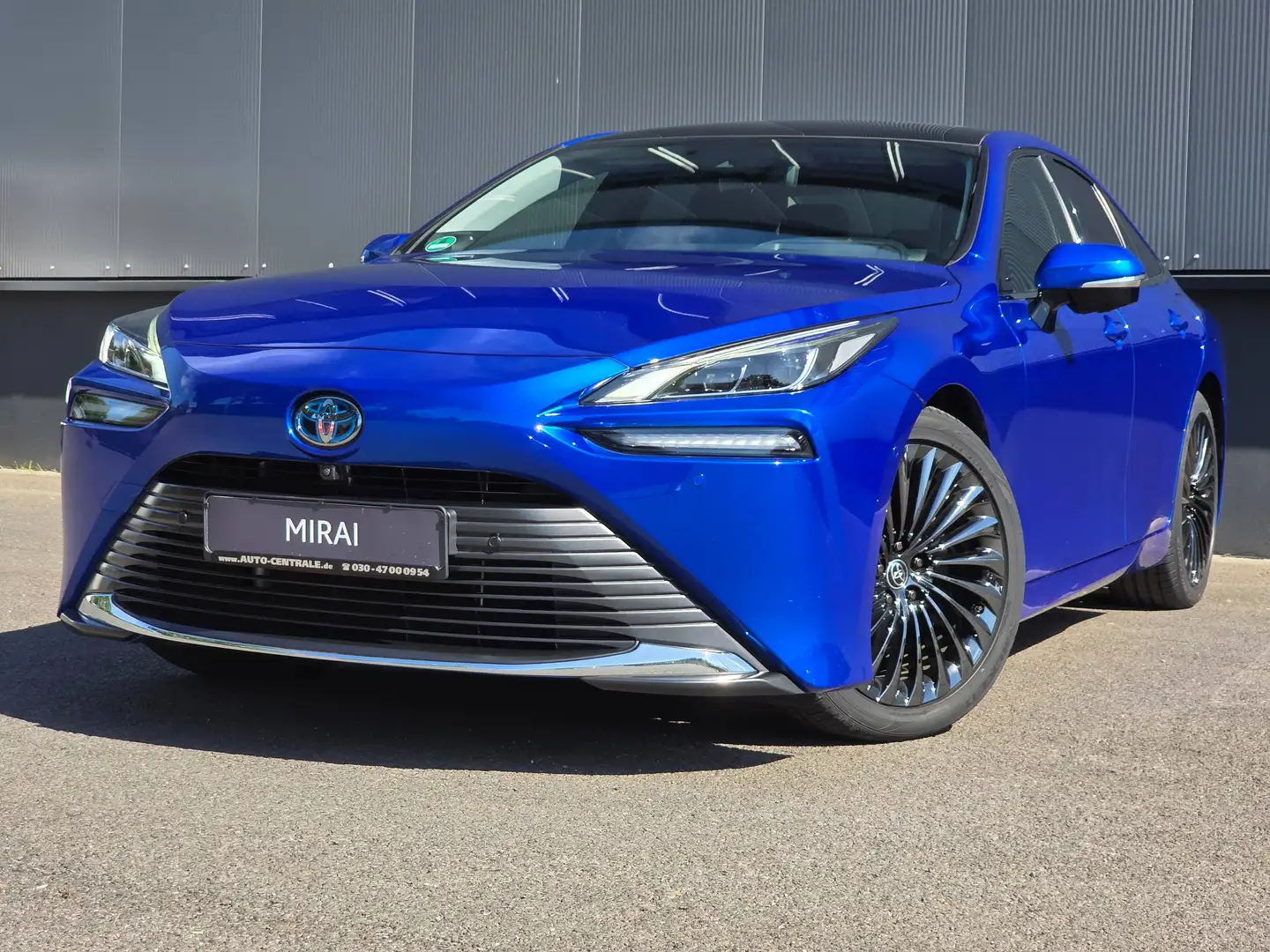 Toyota Mirai Mirai Advanced Toyota Relax-Garantie 11.800 KM   10x  on Stock Blau - 2