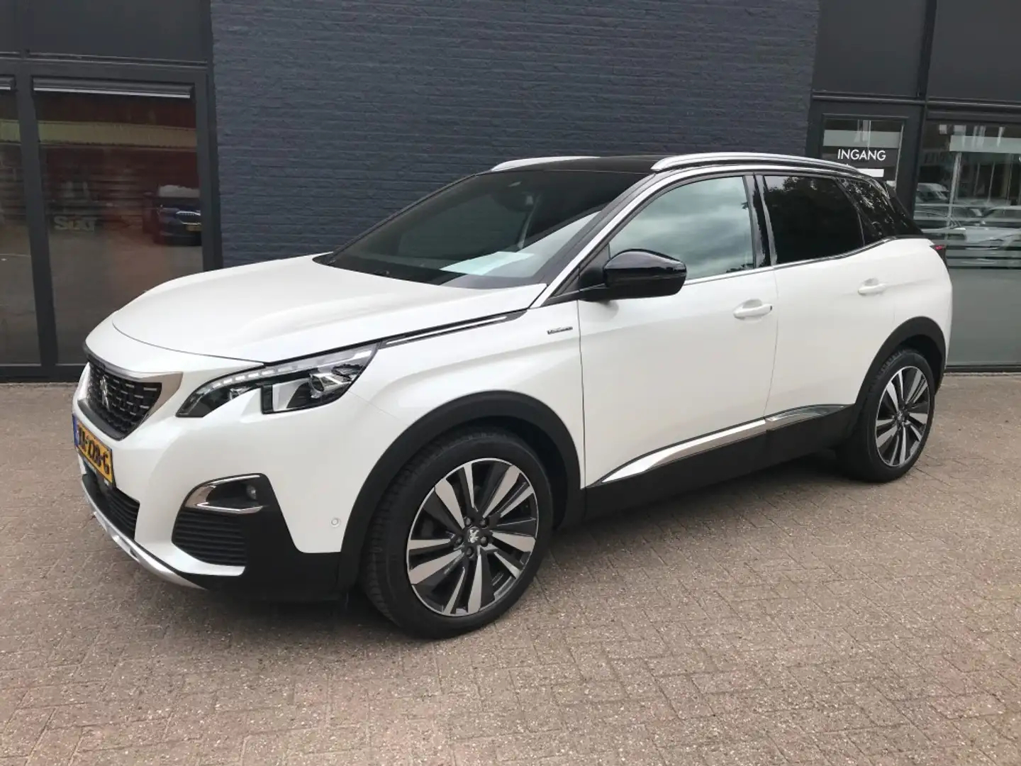 Peugeot 3008 1.5 BL.HDI BL GTLINE **Panoramadak** Wit - 2