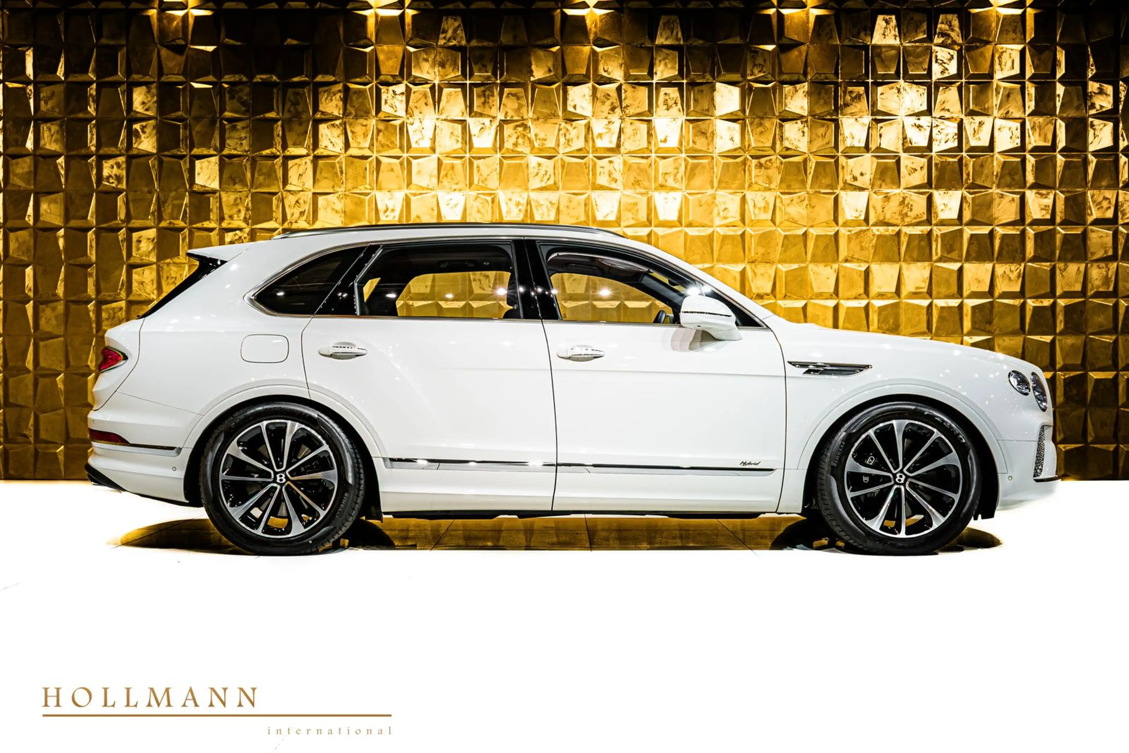 Bentley Bentayga HYBRID + PANORAMA + — photo 7