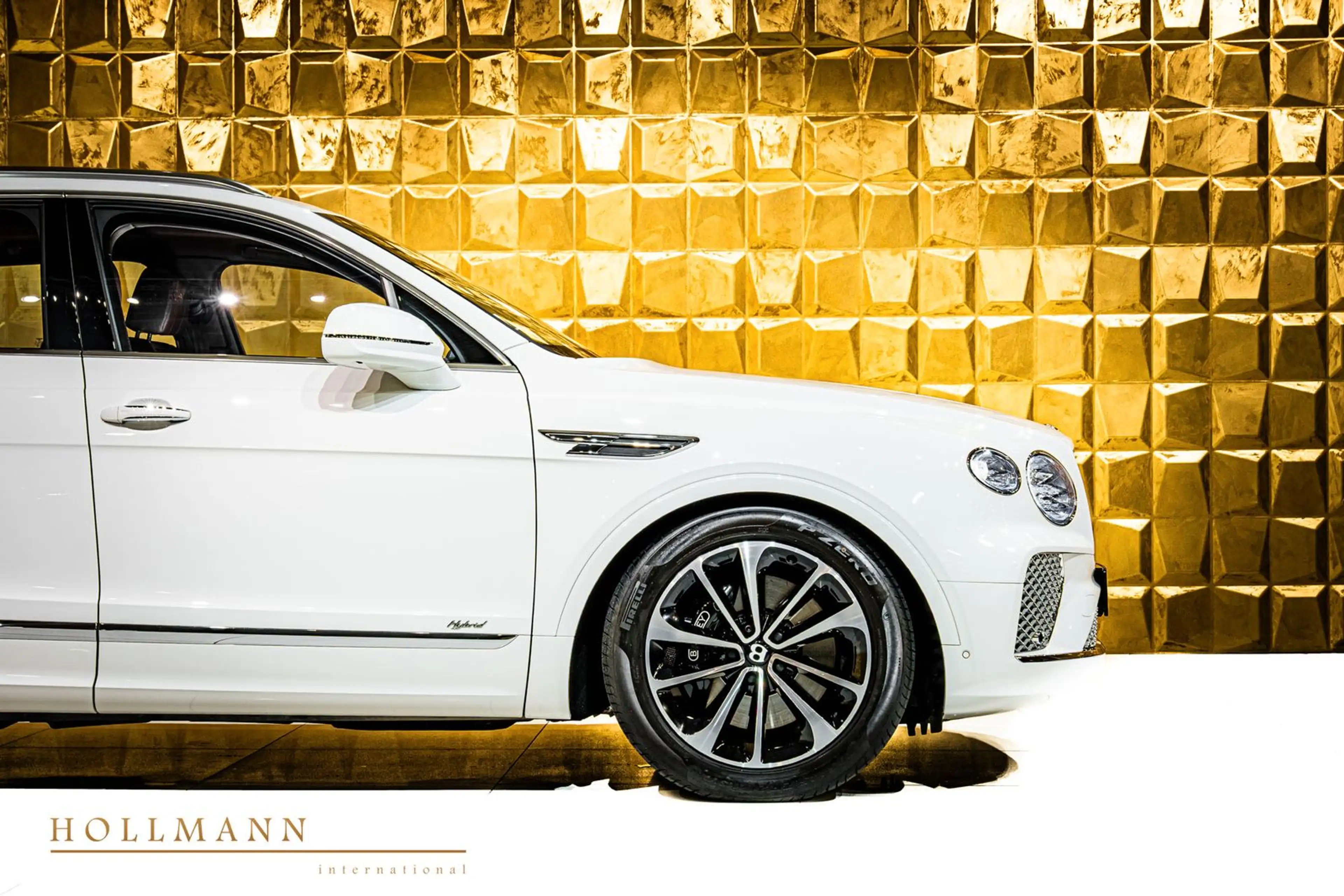 Bentley Bentayga HYBRID + PANORAMA + — photo 5