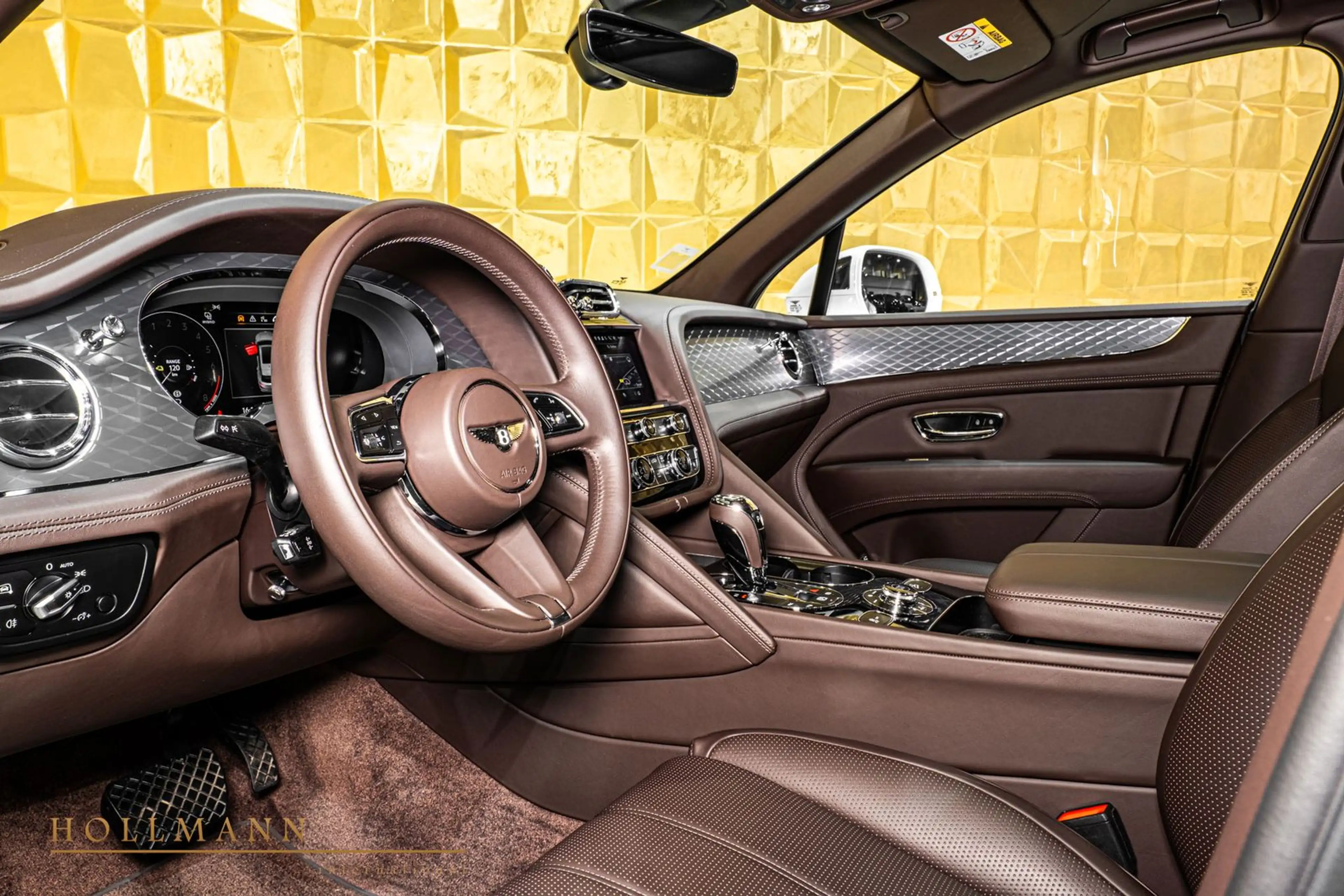 Bentley Bentayga HYBRID + PANORAMA + — photo 14