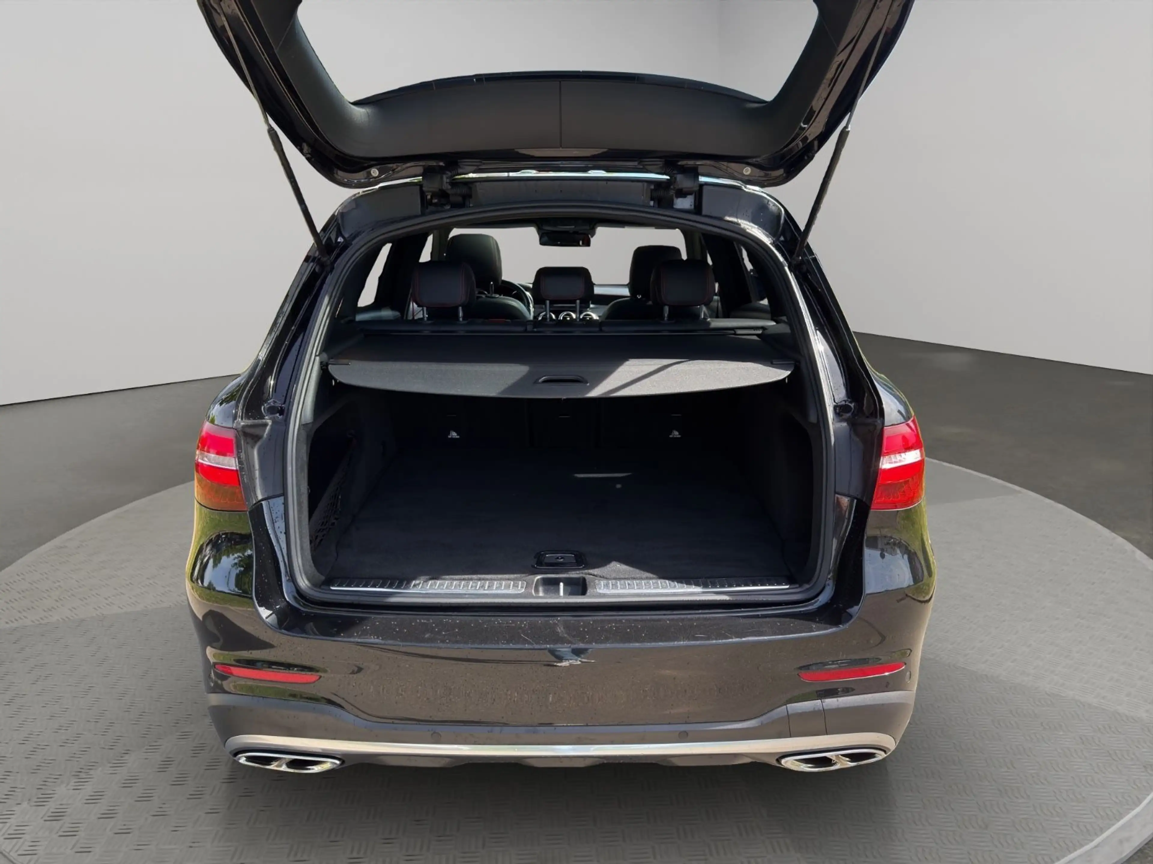Mercedes-Benz GLC 43 AMG 4Matic*Pano*360 Kamera* — photo 10