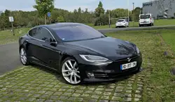 Tesla Model S 100D Dual Motor