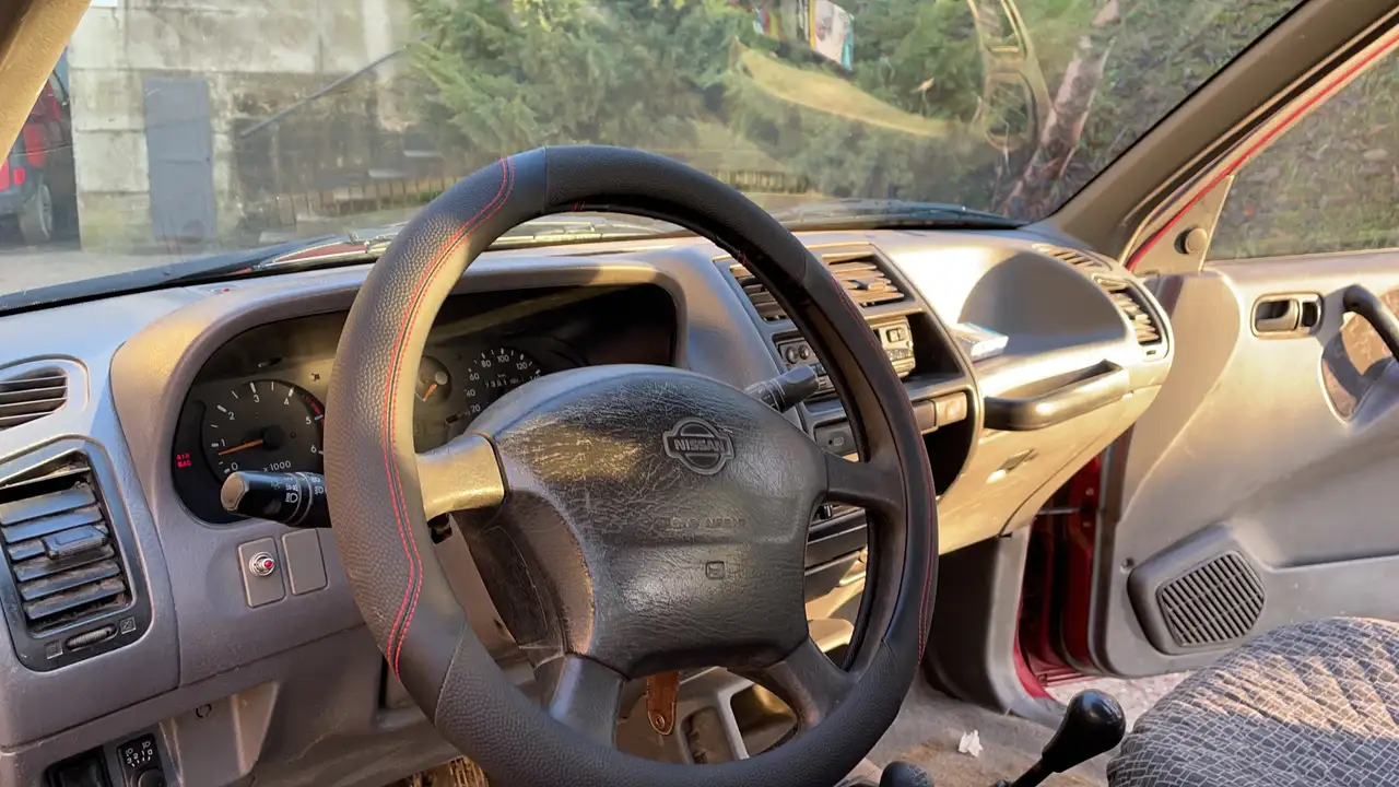 Nissan Terrano 3p 2.7 SGX, foto 2