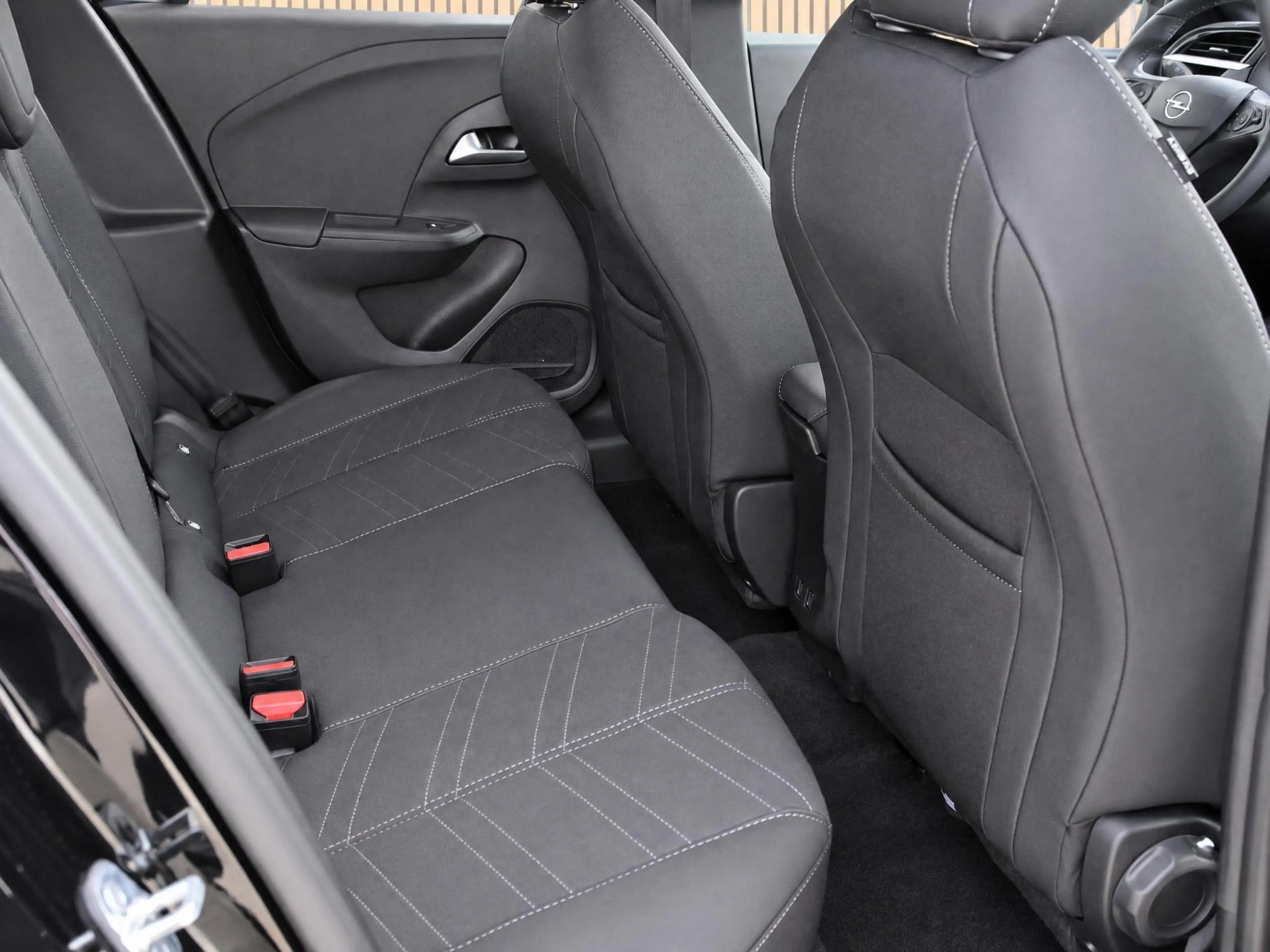 Opel Corsa 1.2 Turbo Hybrid Ultimate VOORRAAD KORTING — photo 13